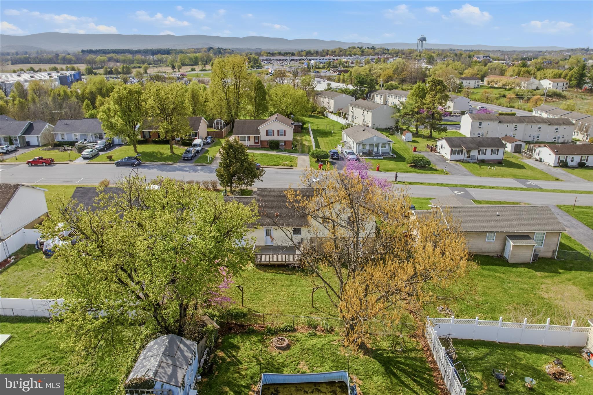 PATRICK HENRY ESTATES - Residential