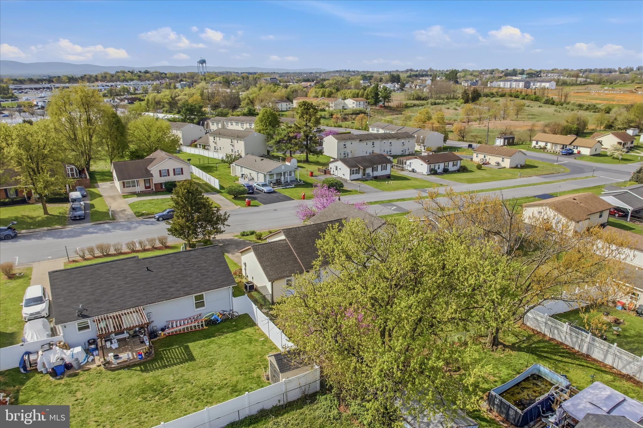 PATRICK HENRY ESTATES - Residential