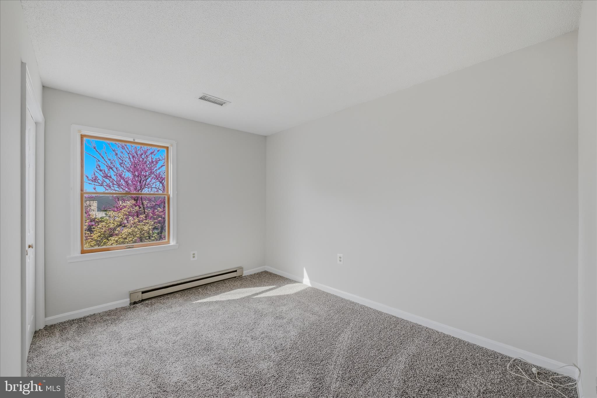 PATRICK HENRY ESTATES - Residential