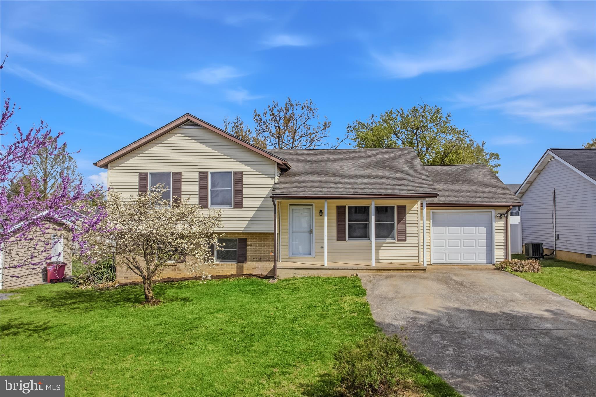 PATRICK HENRY ESTATES - Residential