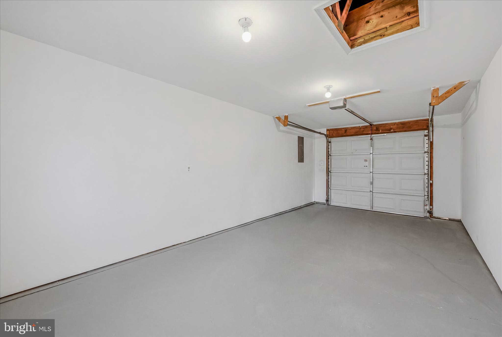 PATRICK HENRY ESTATES - Residential