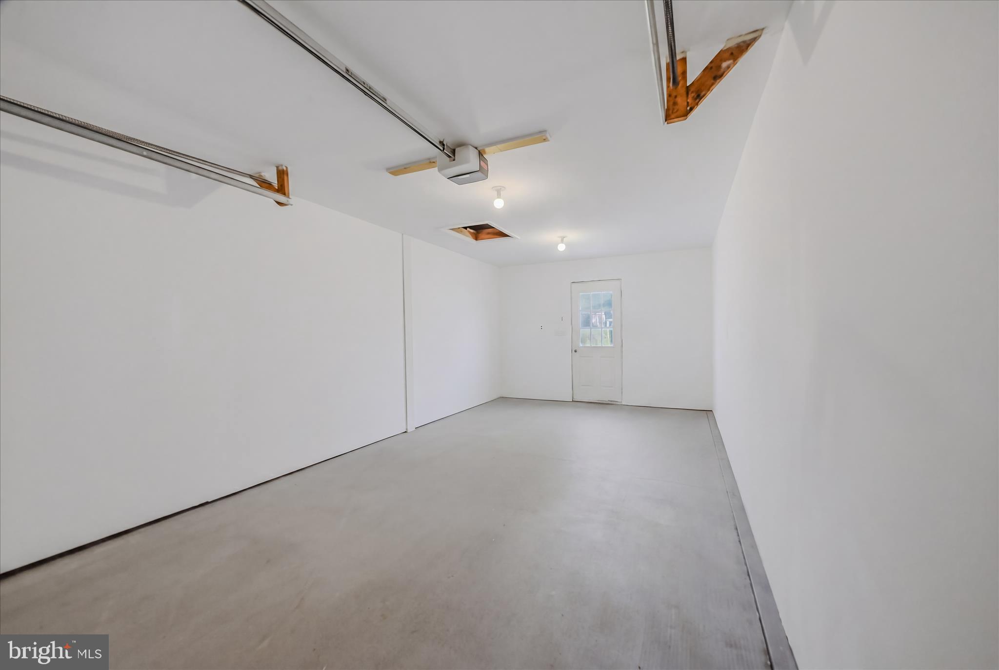 PATRICK HENRY ESTATES - Residential