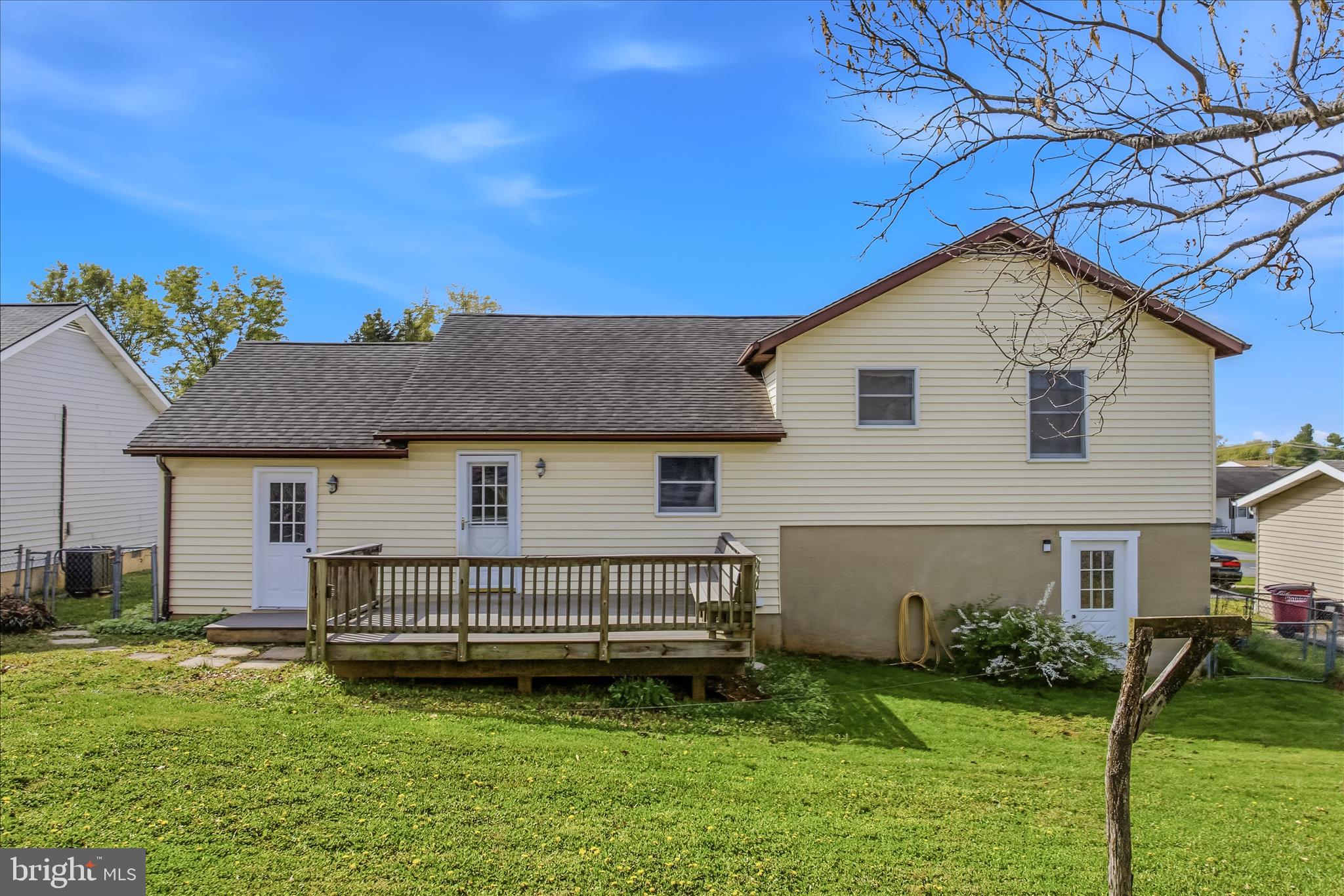 PATRICK HENRY ESTATES - Residential