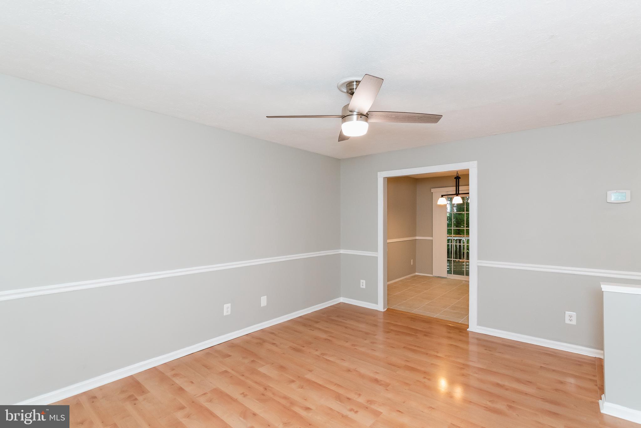 LAUREL WOODS - Residential