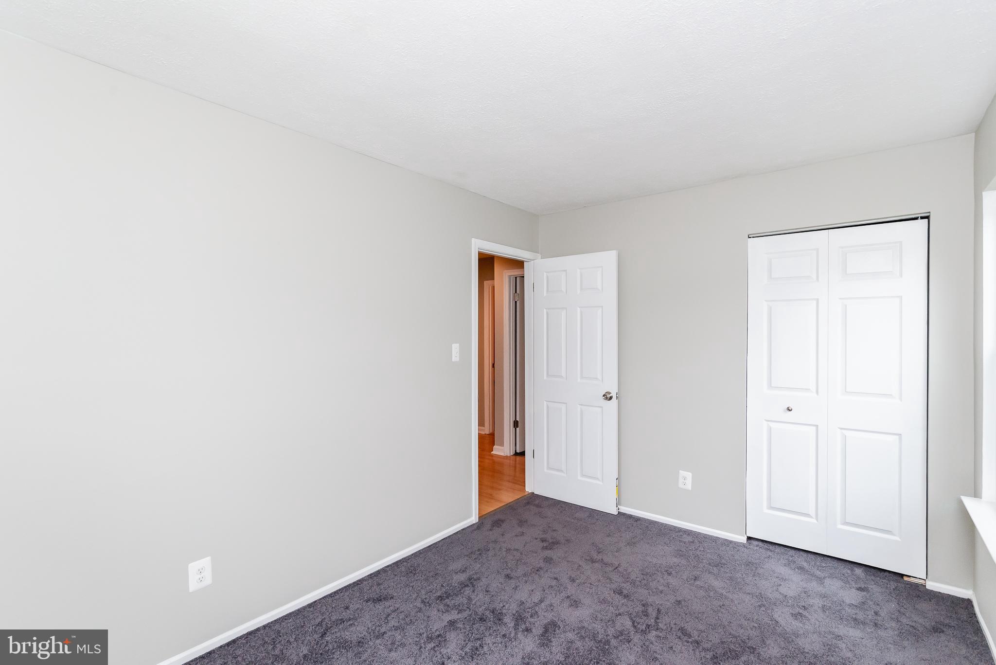 LAUREL WOODS - Residential