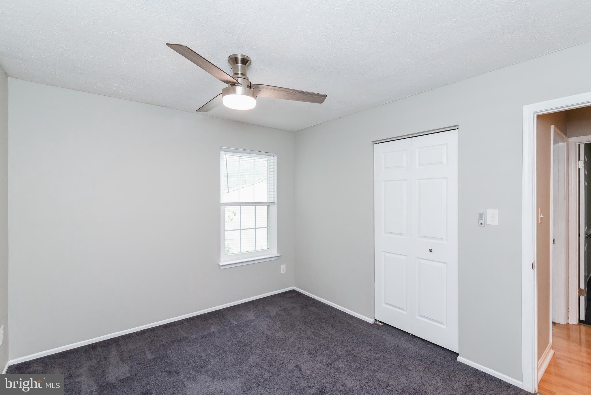 LAUREL WOODS - Residential