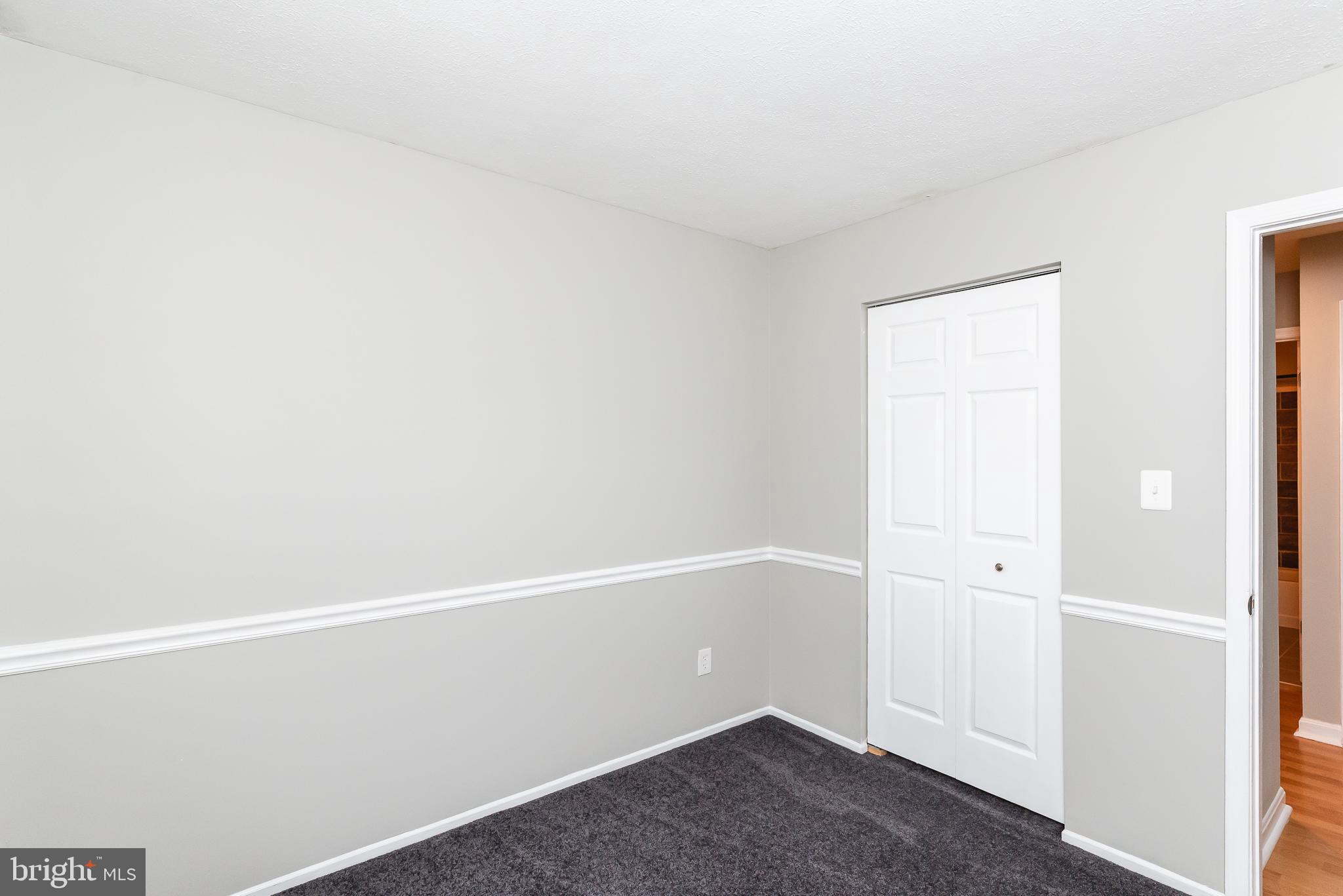 LAUREL WOODS - Residential