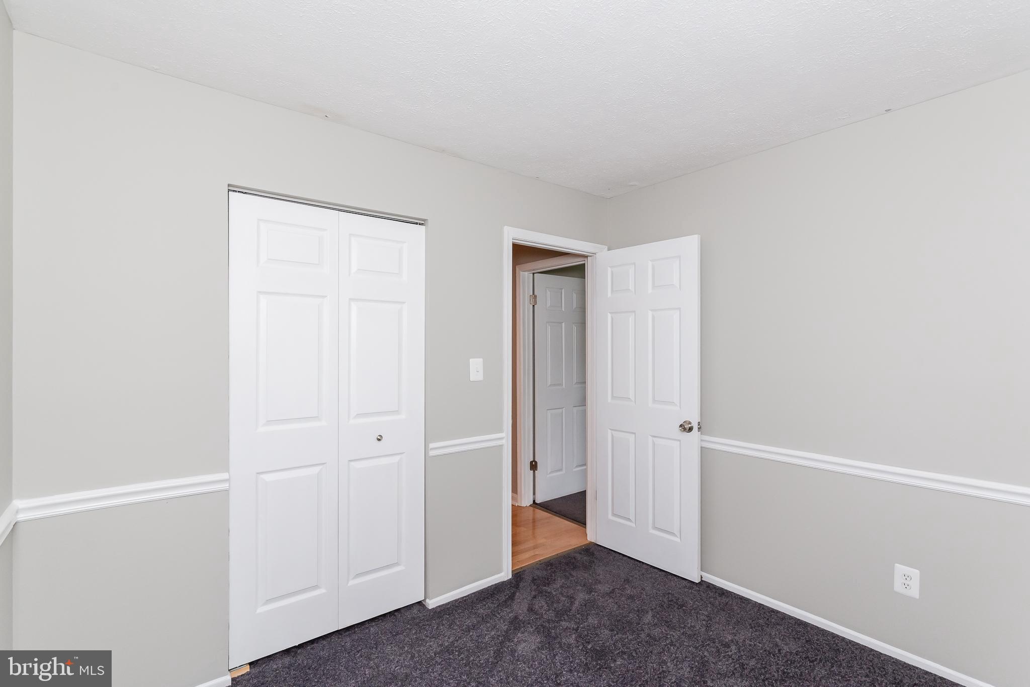 LAUREL WOODS - Residential