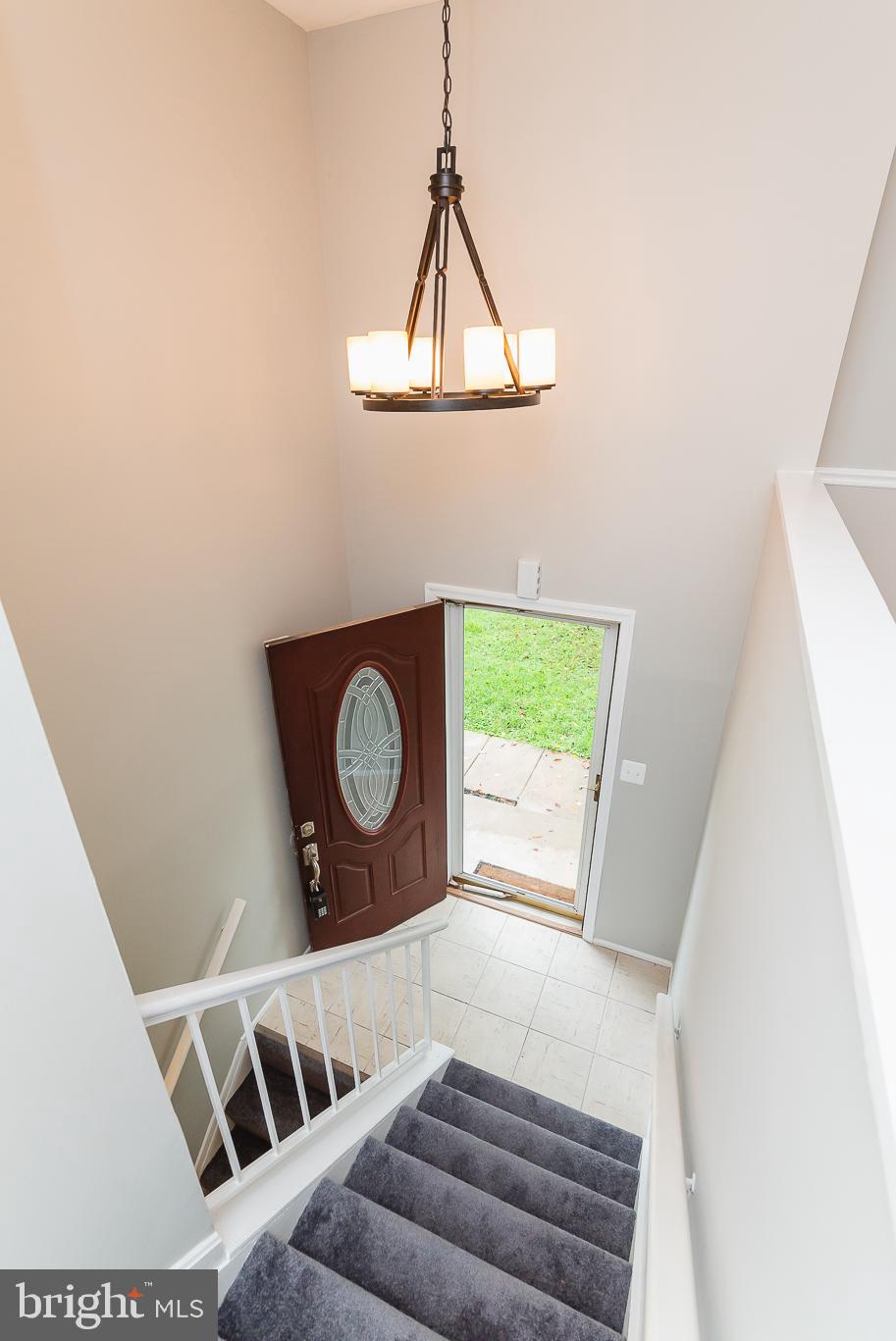 LAUREL WOODS - Residential