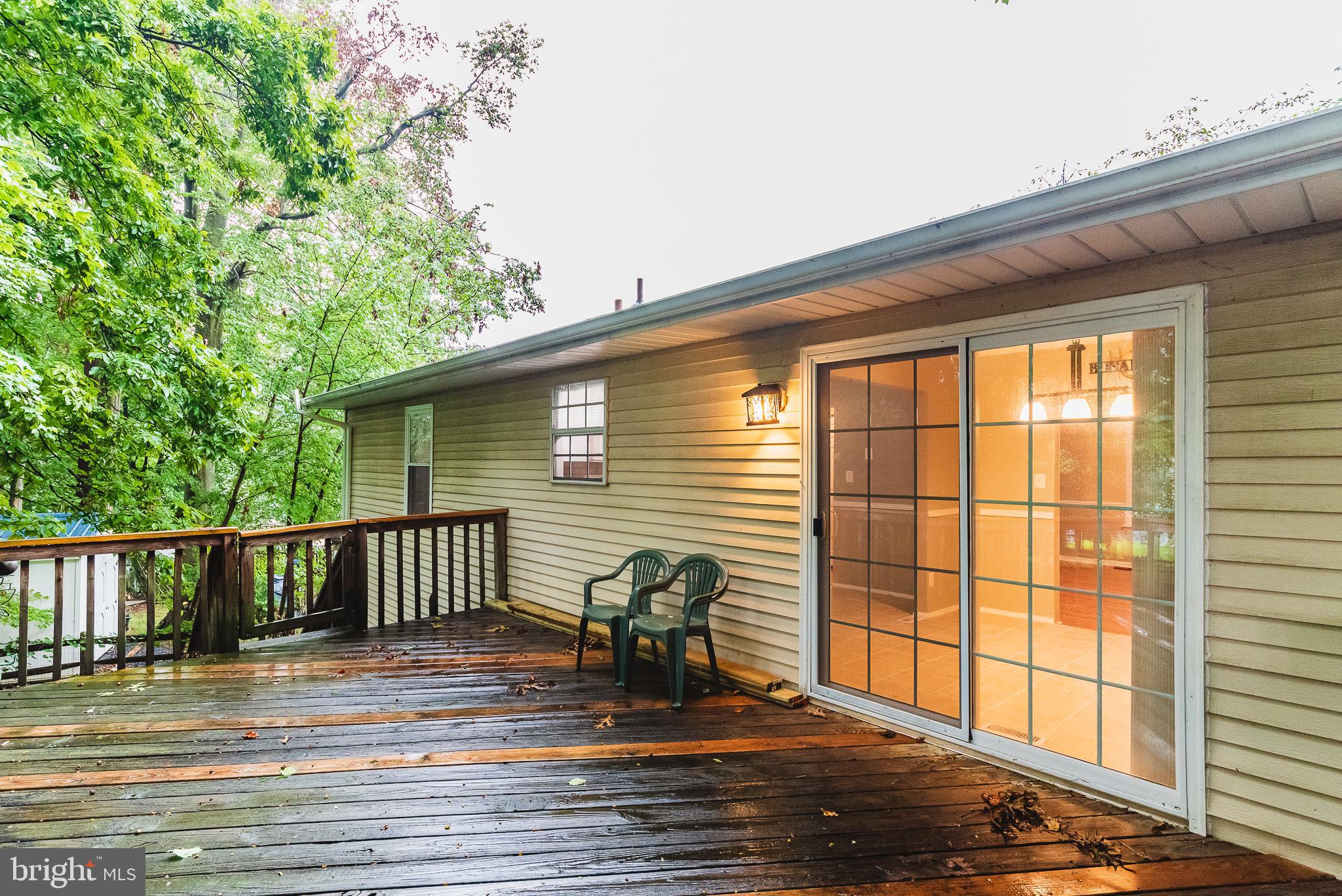 LAUREL WOODS - Residential