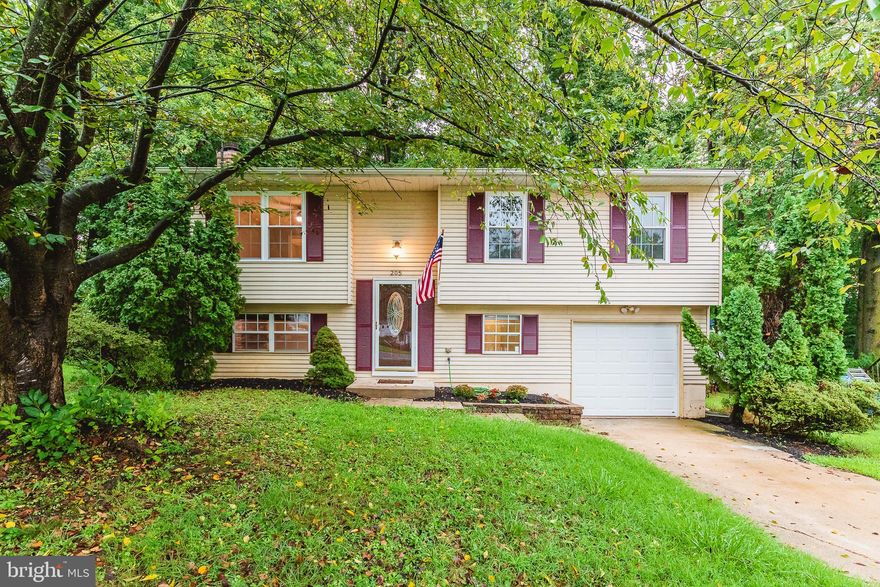 WELCOME HOME! 4 BEDROOM, 2 BATH SPLIT FOYER LOCATED IN A CUL-DE-SAC--SPACIOUS LIVING ROOM WITH CHAIR RAILING--COZY DINING ROOM WITH SLIDER LEADING TO LARGE WOOD DECK-- KITCHEN REDONE IN 2021--UPPER LEVEL BATH REDONE IN 2021--UPPER LEVEL BEDROOMS--FINISHED LOWER LEVEL WITH STONE WOOD BURNING FIREPLACE AND FULL BATH--LARGE FENCE REAR YARD--BRAND NEW HVAC--NEW CARPETING--ROOF REDONE IN 2018--NEW UPSTAIRS WINDOWS IN 2019--1 CAR GARAGE WITH BRAND NEW DOOR--DRIVEWAY AND SO MUCH MORE!