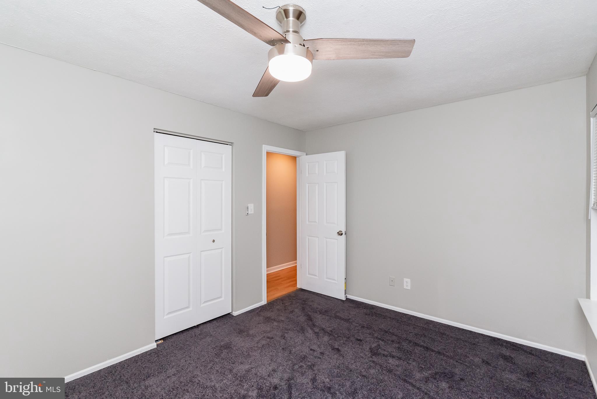 LAUREL WOODS - Residential