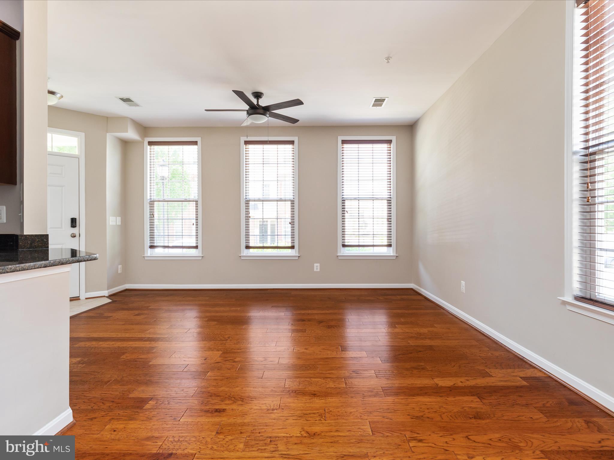 LANSDOWNE - Residential