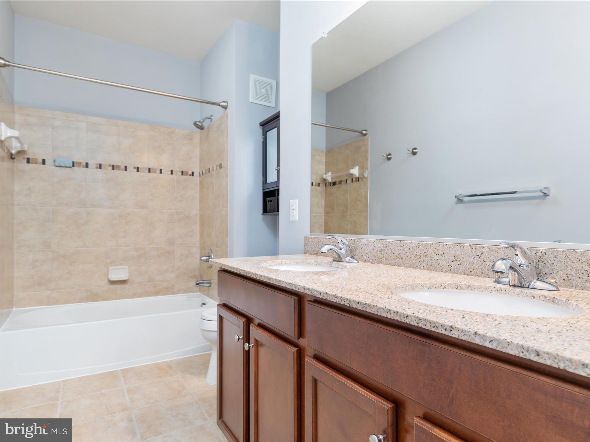 LANSDOWNE - Residential