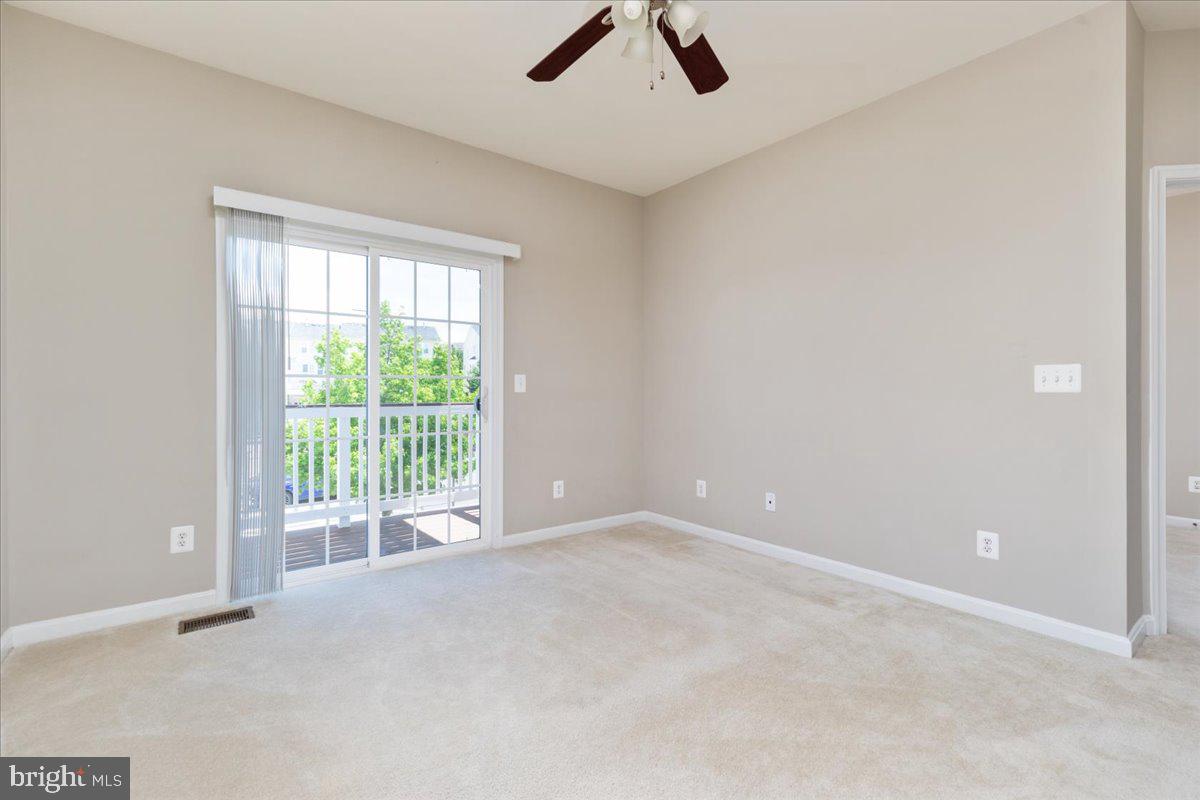 LANSDOWNE - Residential