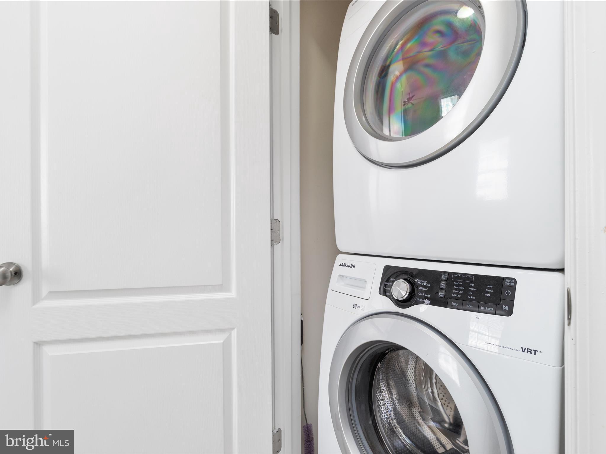 LANSDOWNE - Residential