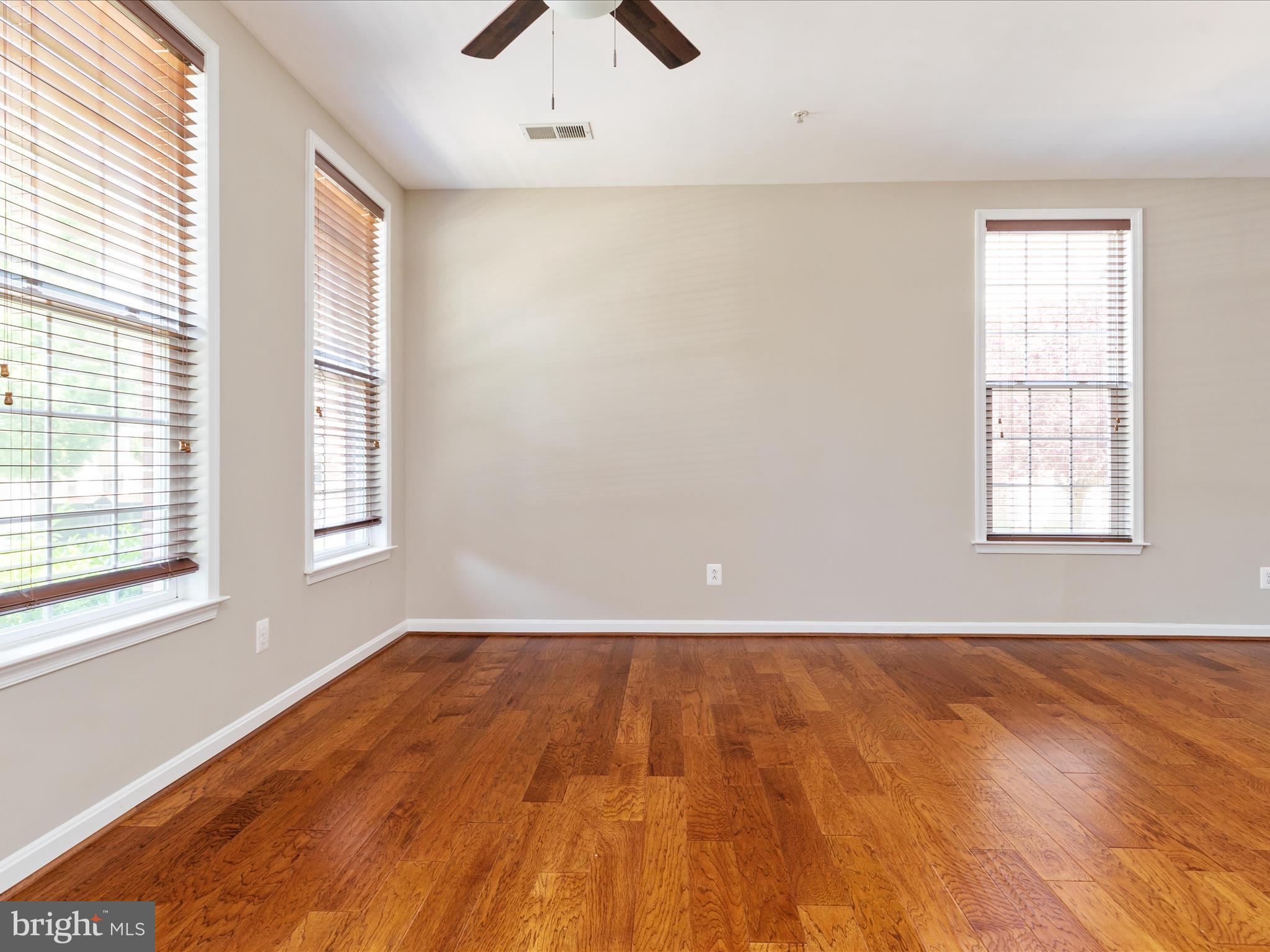 LANSDOWNE - Residential