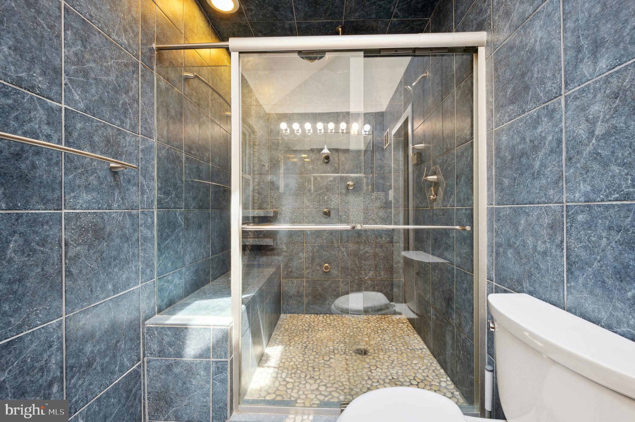 MERION STATION - Residential