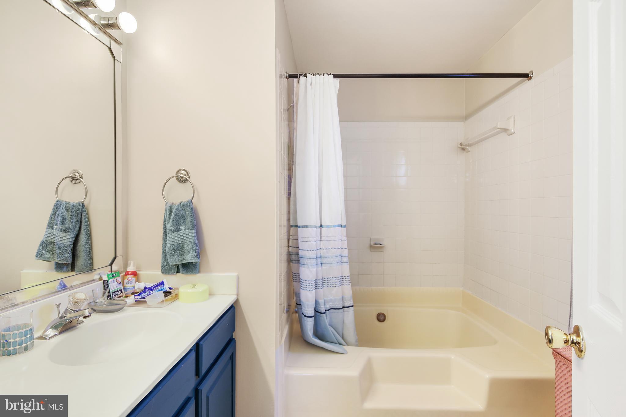 GUNNERS VIEW - Residential