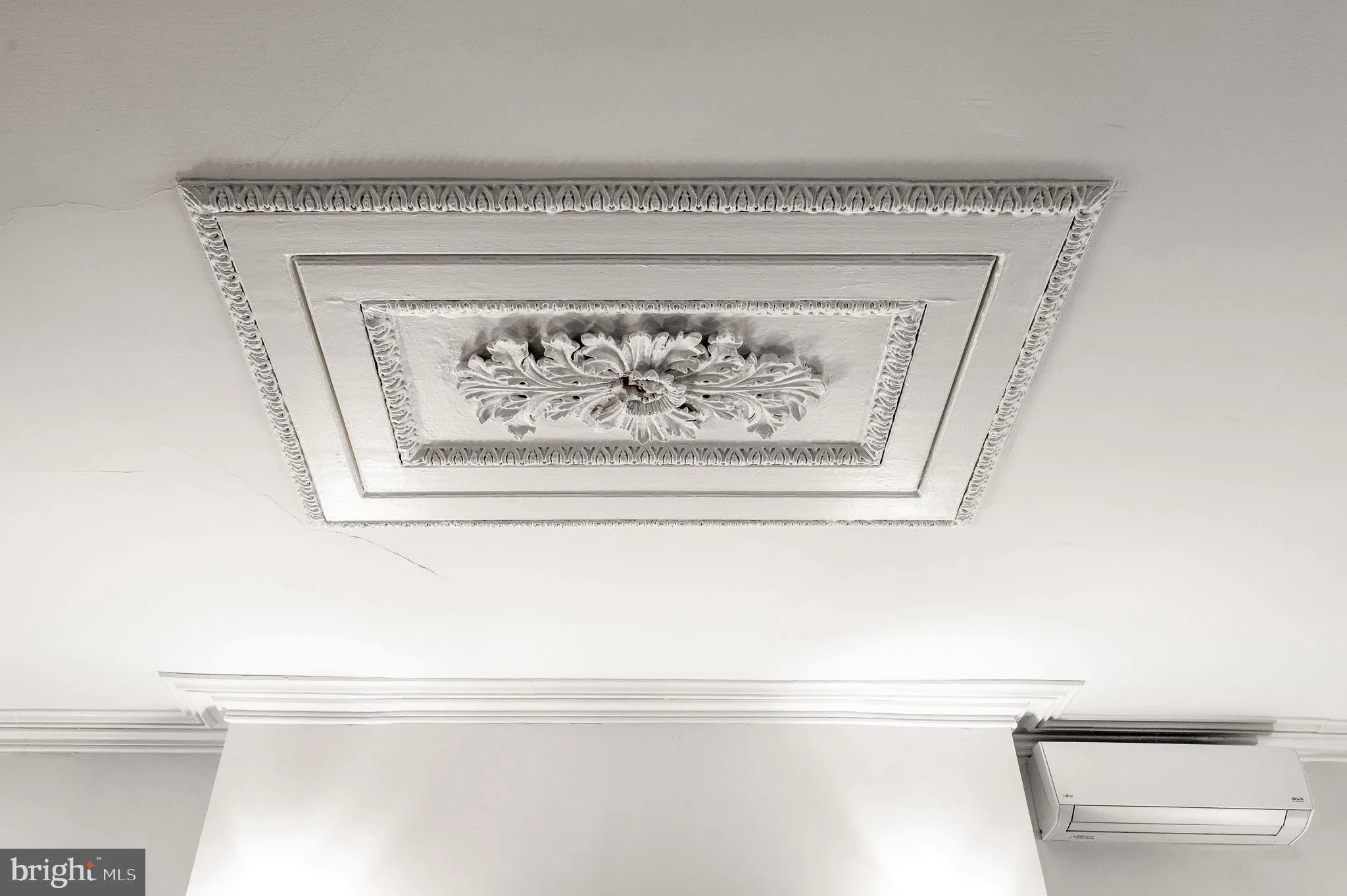 Philadelphia, Pennsylvania 19123, United States, 4 Bedrooms Bedrooms, ,4 BathroomsBathrooms,Residential,Pending,43724