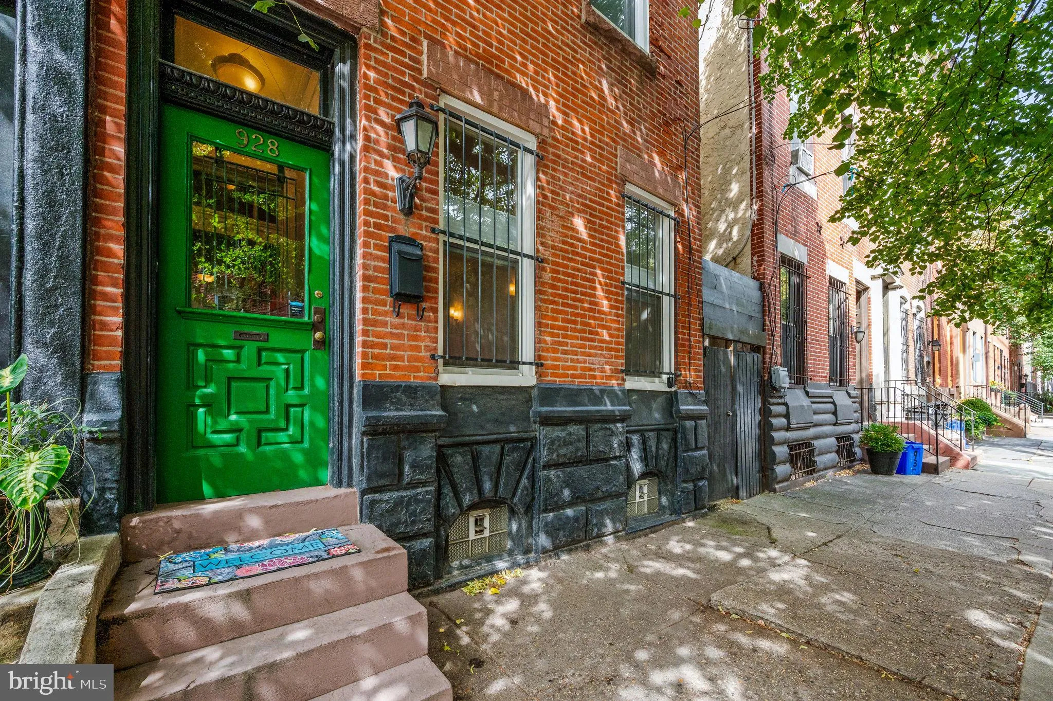 Philadelphia, Pennsylvania 19123, United States, 4 Bedrooms Bedrooms, ,4 BathroomsBathrooms,Residential,Pending,43724