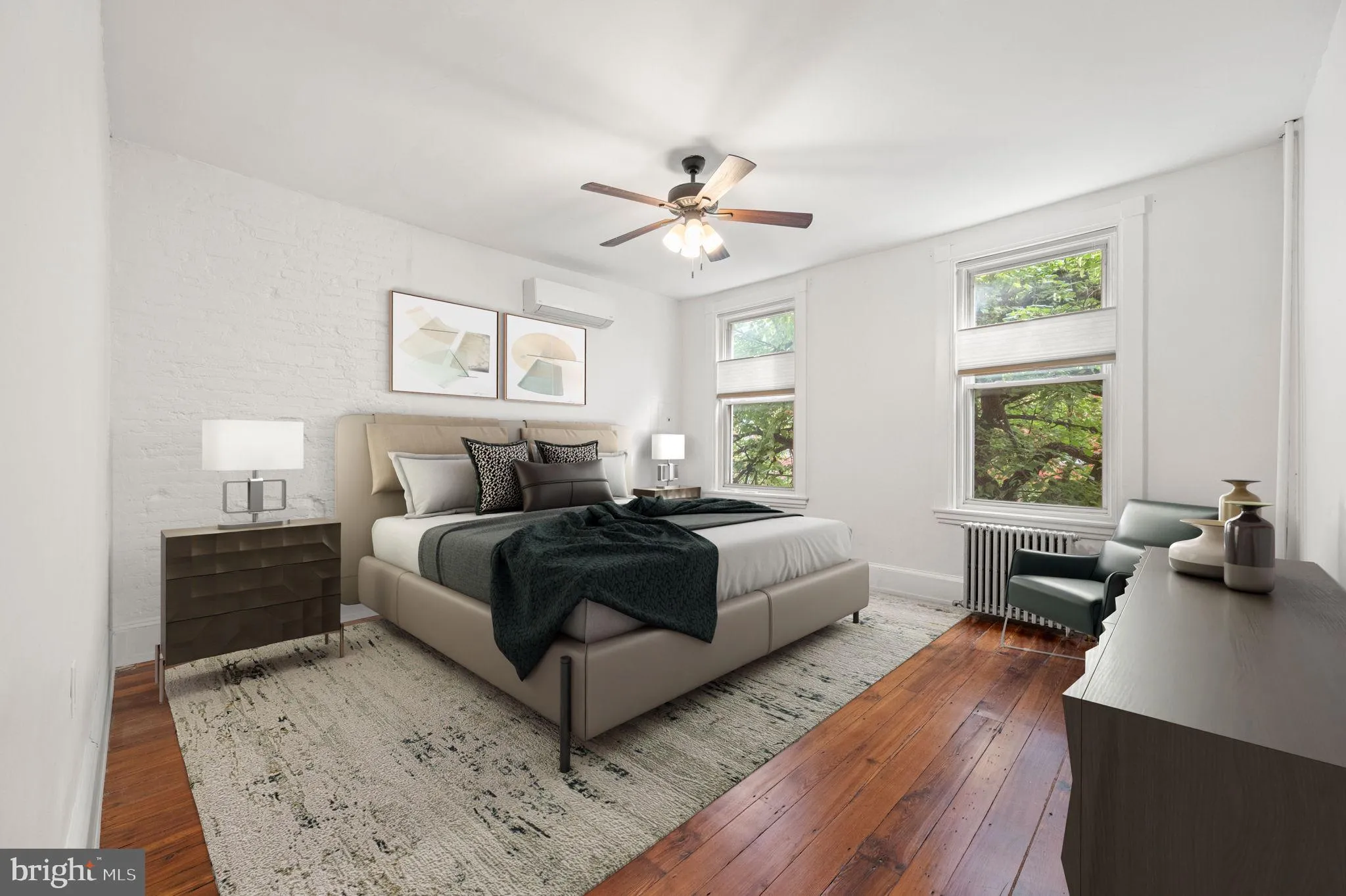 Philadelphia, Pennsylvania 19123, United States, 4 Bedrooms Bedrooms, ,4 BathroomsBathrooms,Residential,Pending,43724