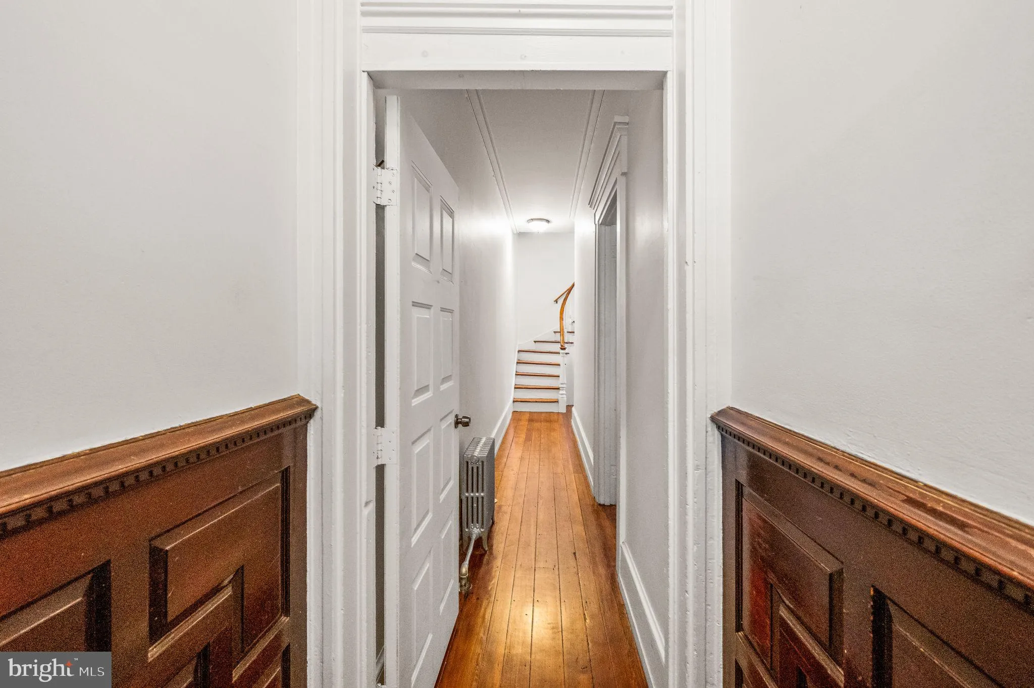 Philadelphia, Pennsylvania 19123, United States, 4 Bedrooms Bedrooms, ,4 BathroomsBathrooms,Residential,Pending,43724