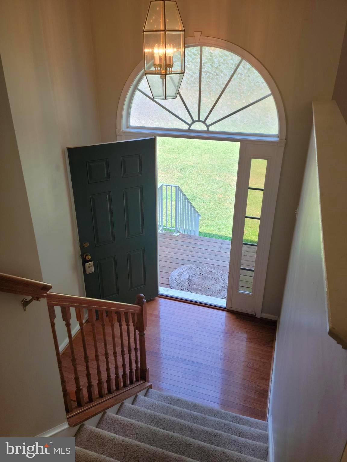 LAKE LAND OR - Residential Lease