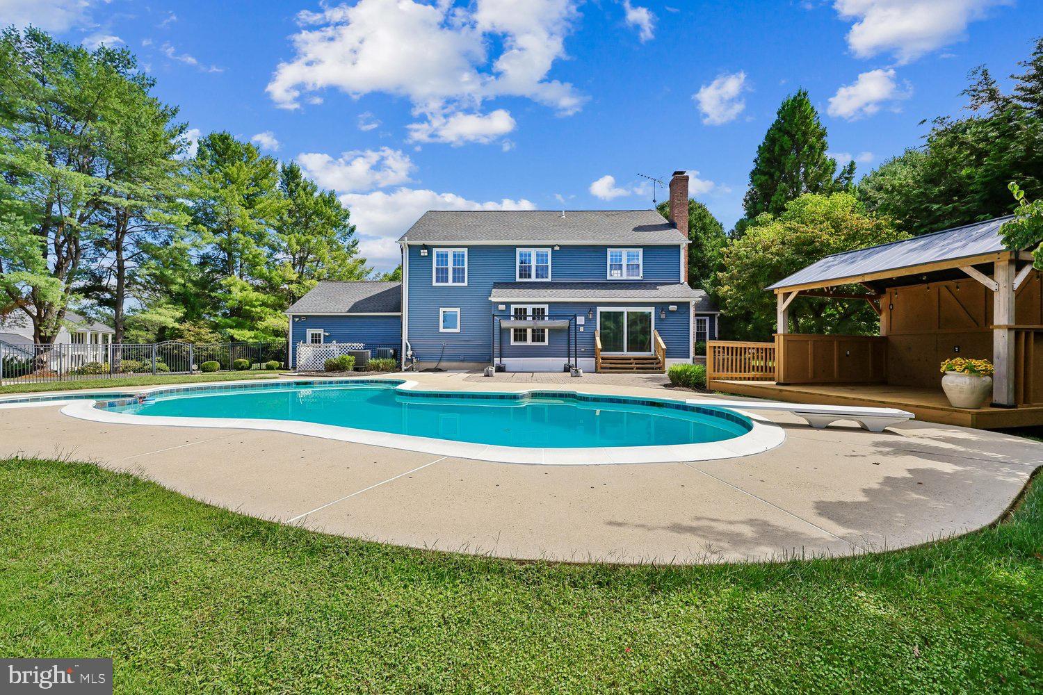 21704 STABLEVIEW DRIVE
