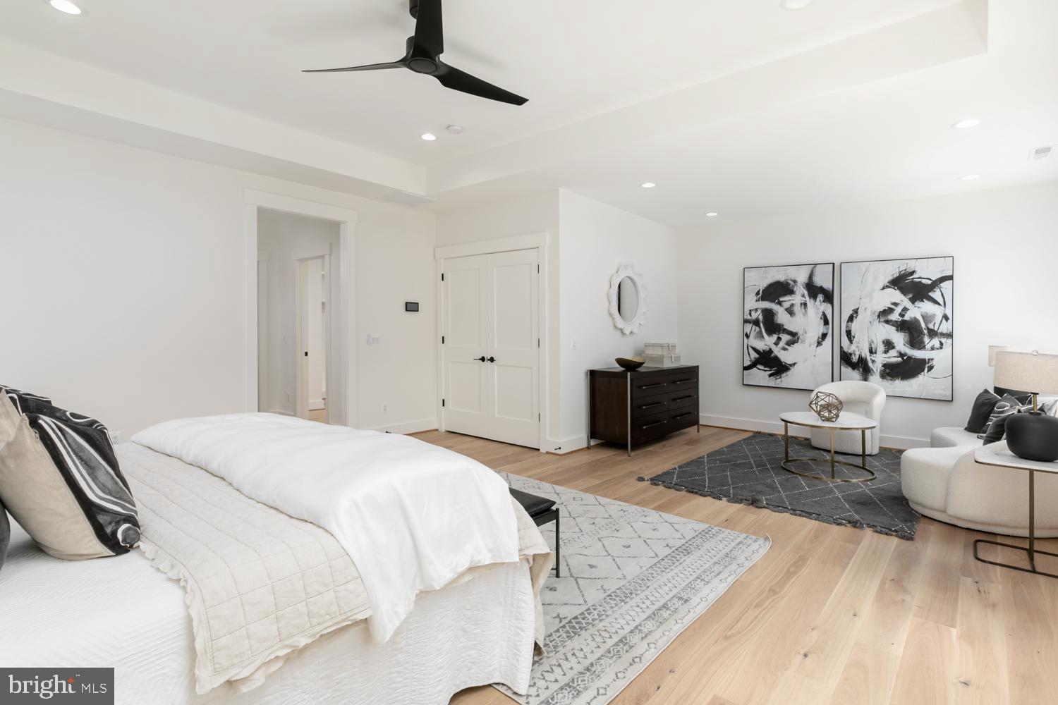 KENT GARDENS - Residential