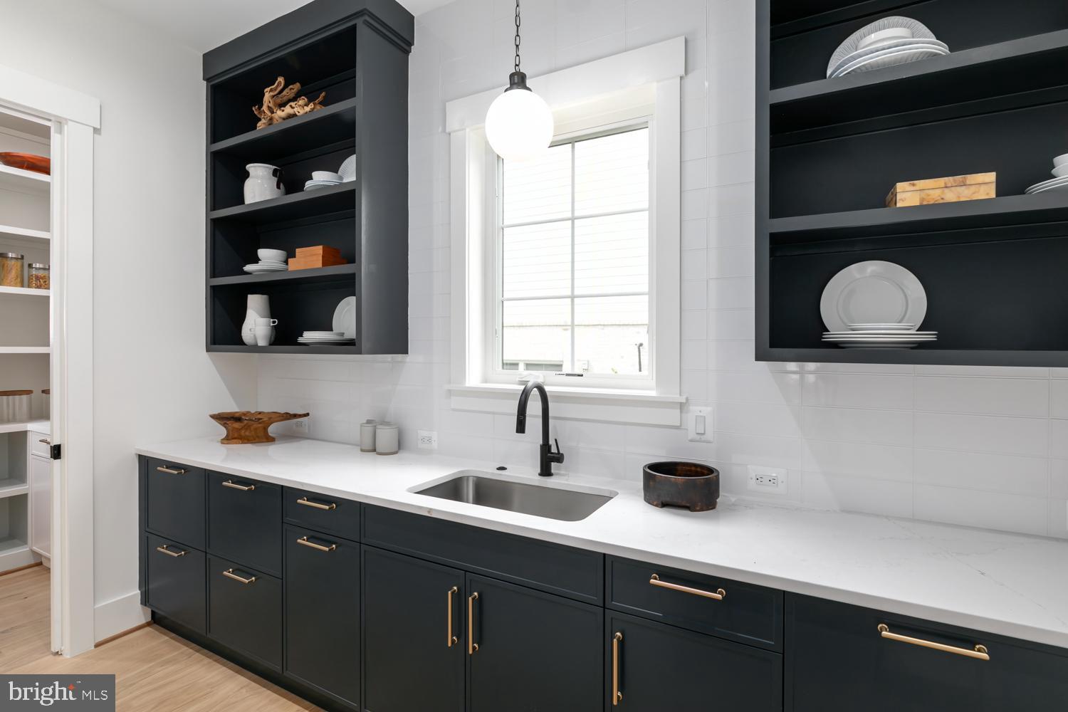 KENT GARDENS - Residential