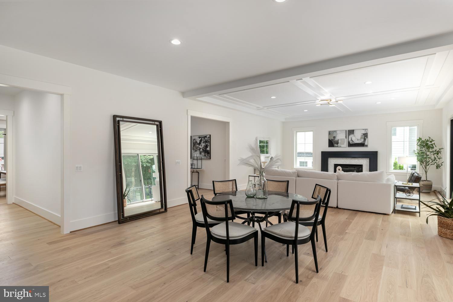 KENT GARDENS - Residential