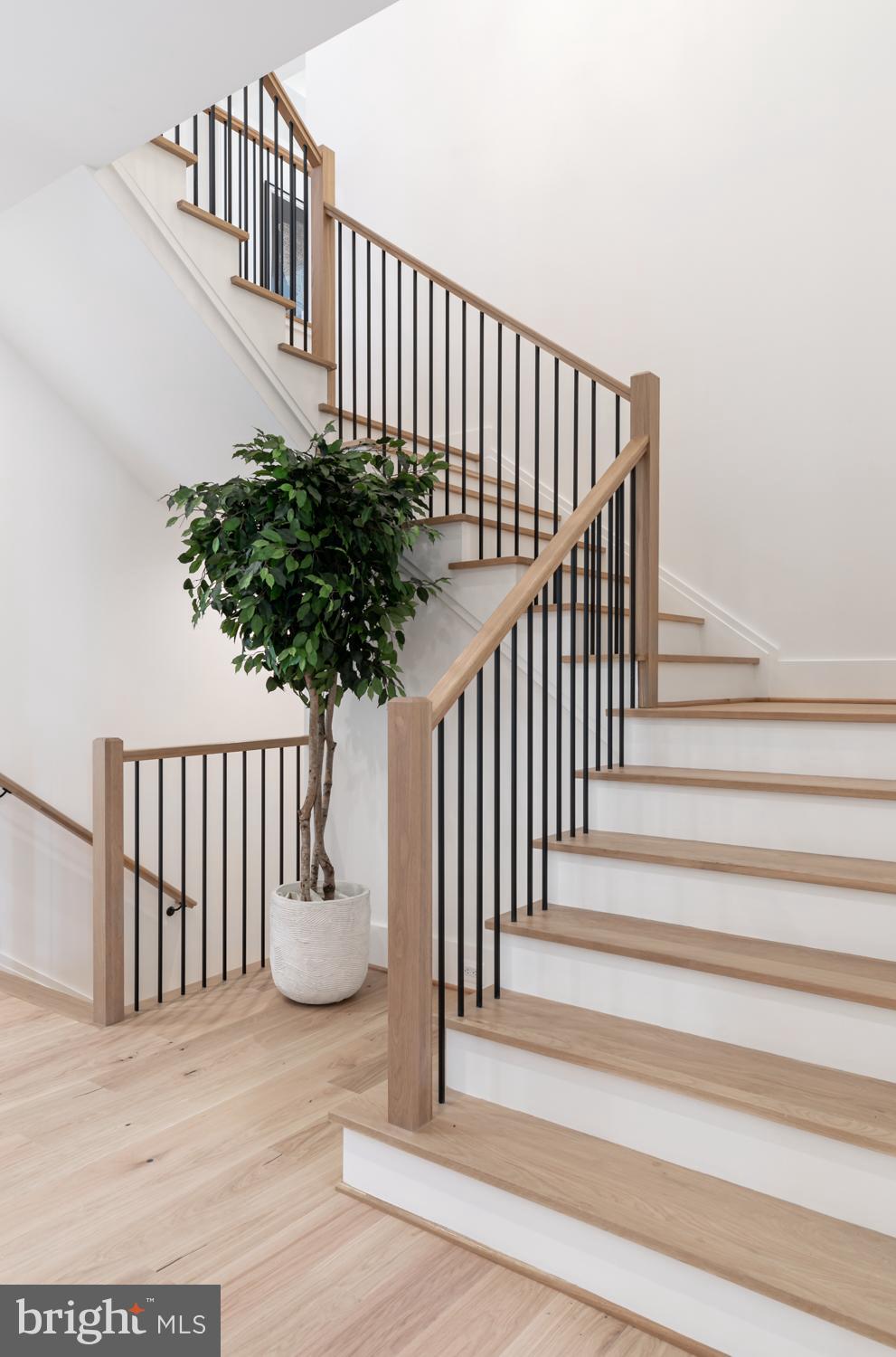 KENT GARDENS - Residential