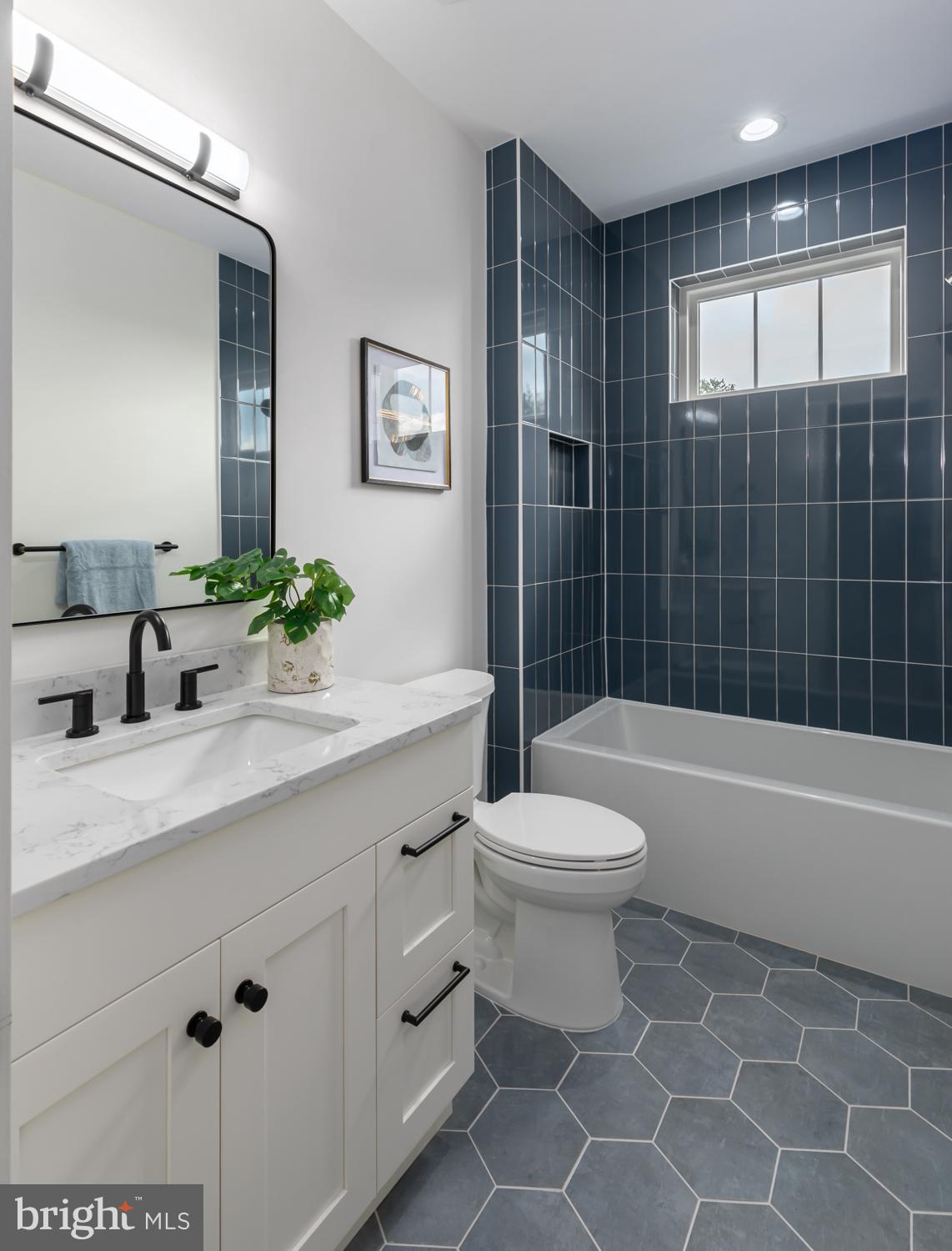 KENT GARDENS - Residential