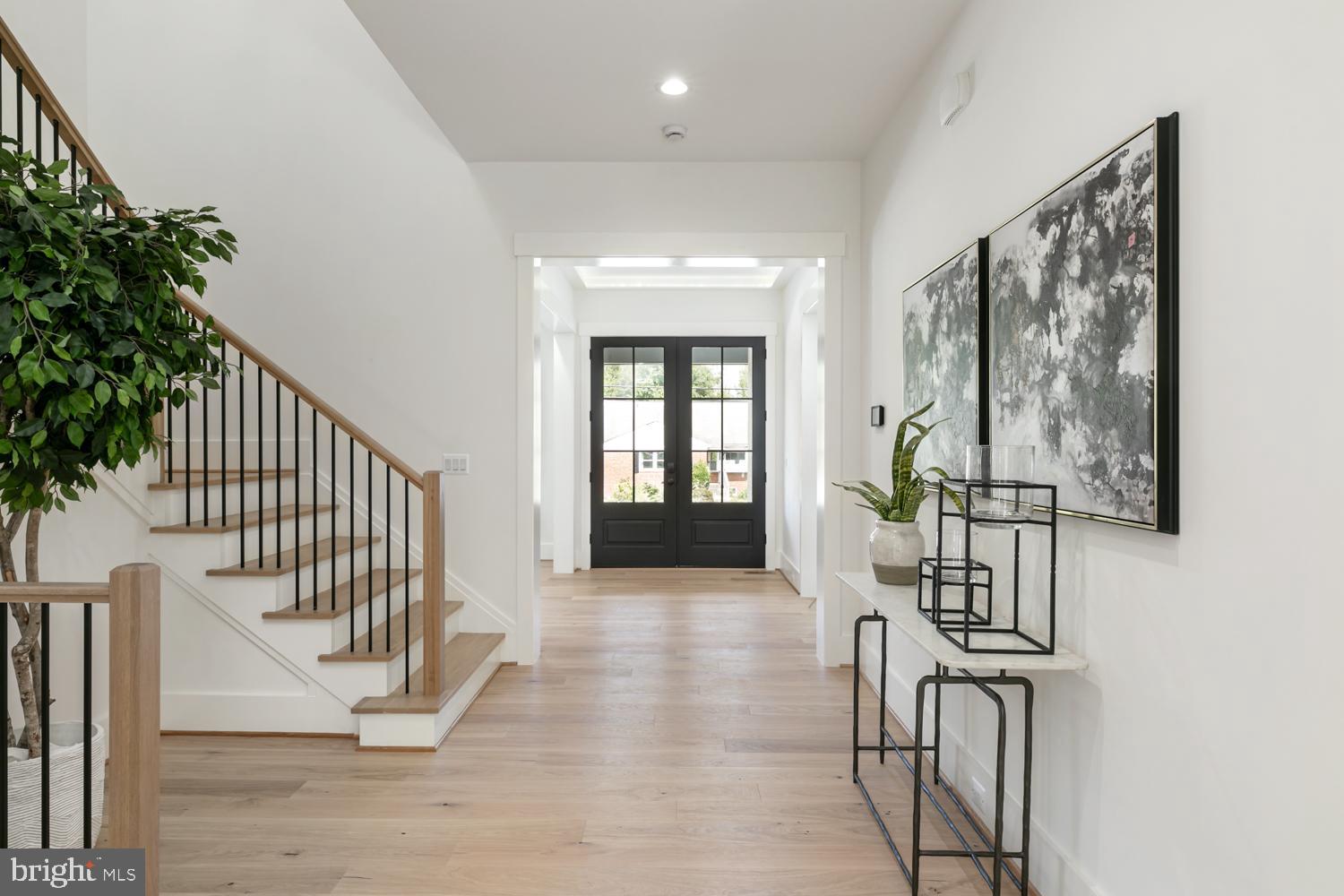 KENT GARDENS - Residential