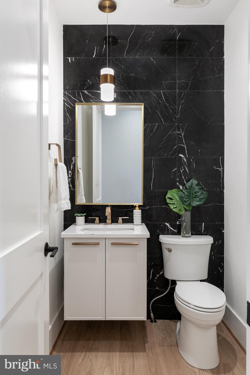 KENT GARDENS - Residential