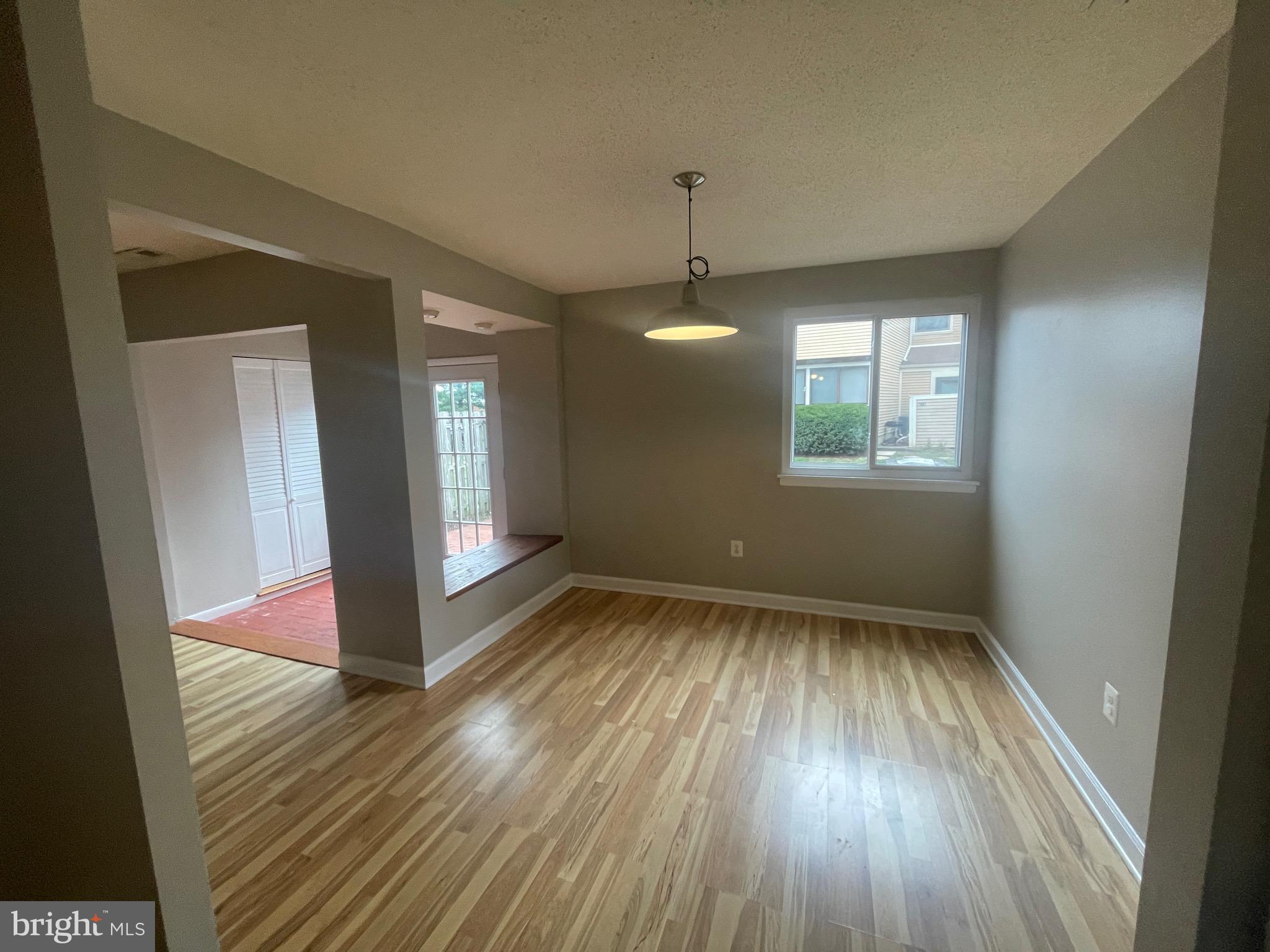 COUNTRYSIDE - Residential Lease