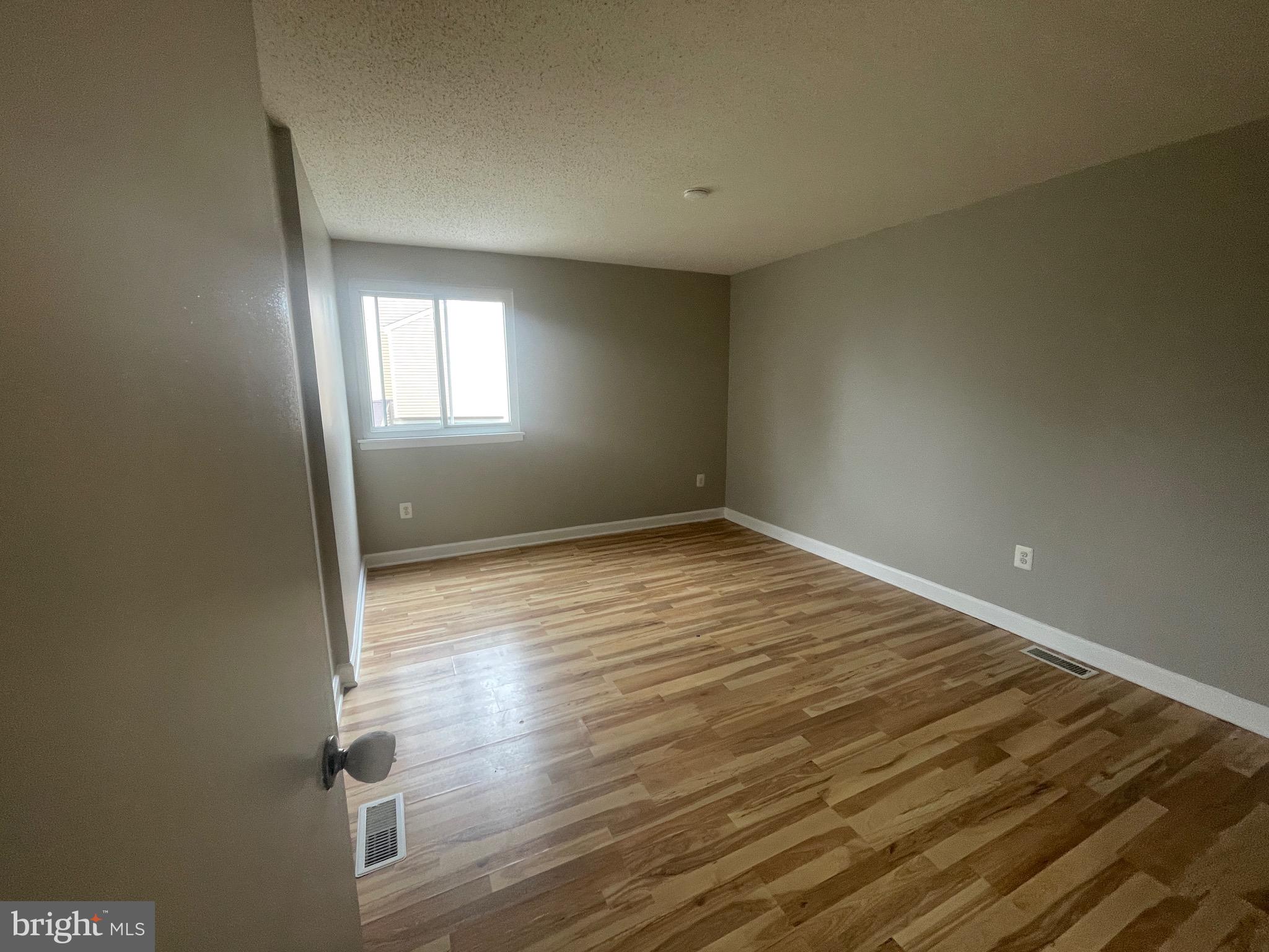 COUNTRYSIDE - Residential Lease