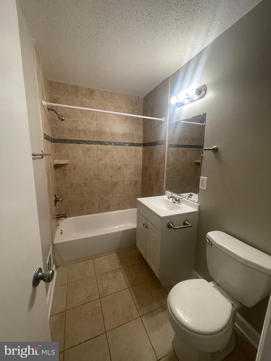 COUNTRYSIDE - Residential Lease