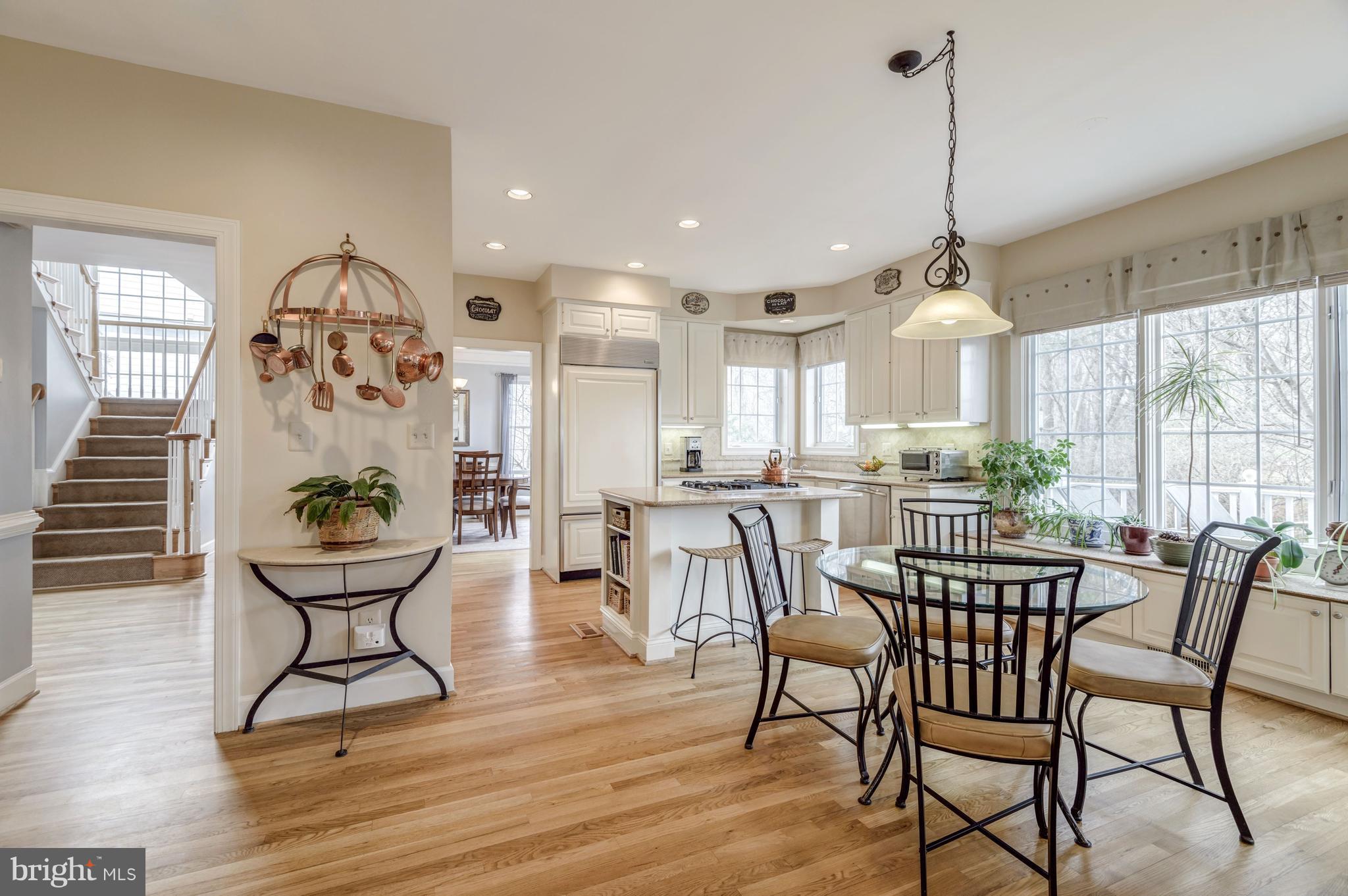 AYRLAWN - Residential