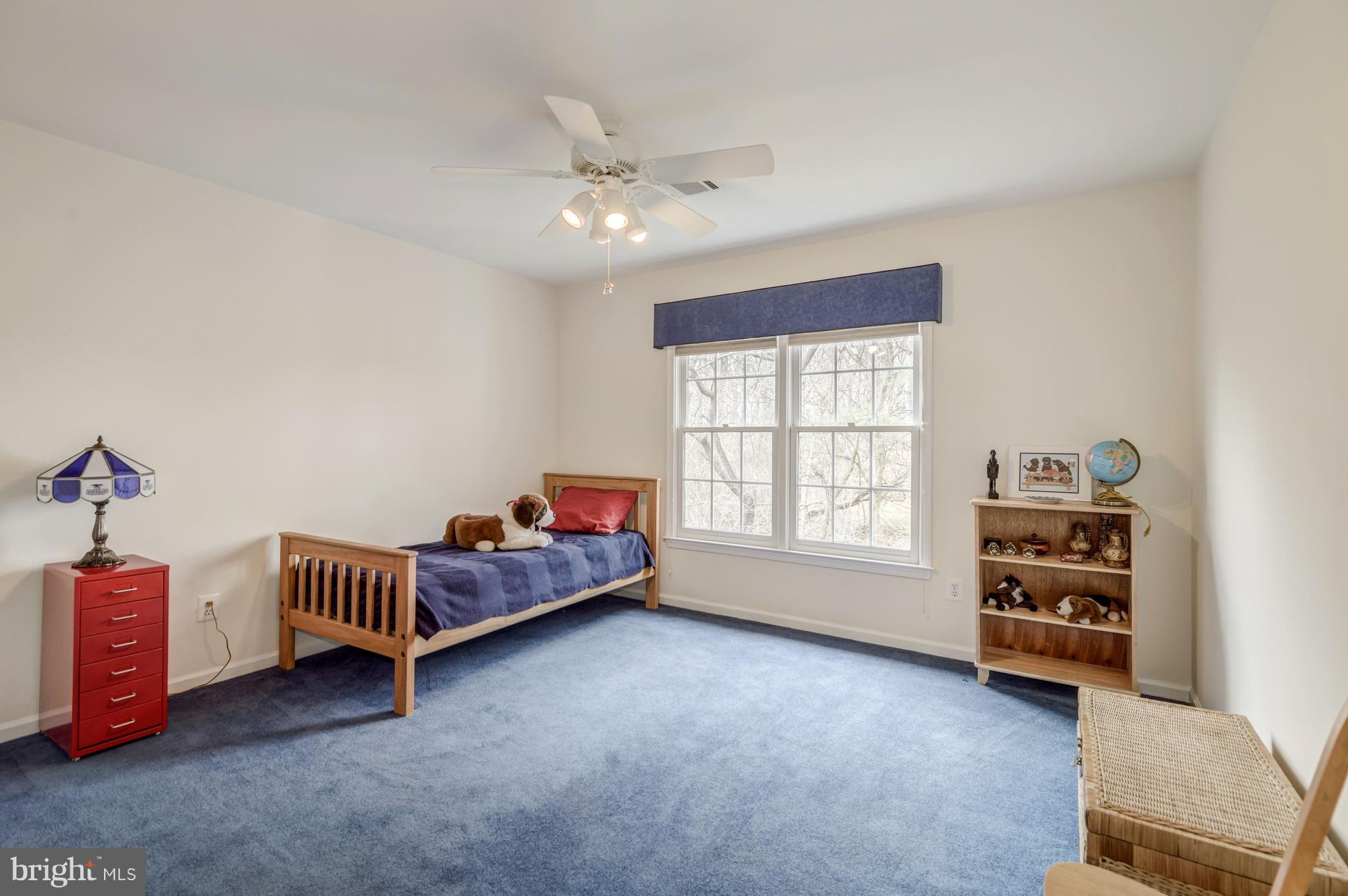 AYRLAWN - Residential