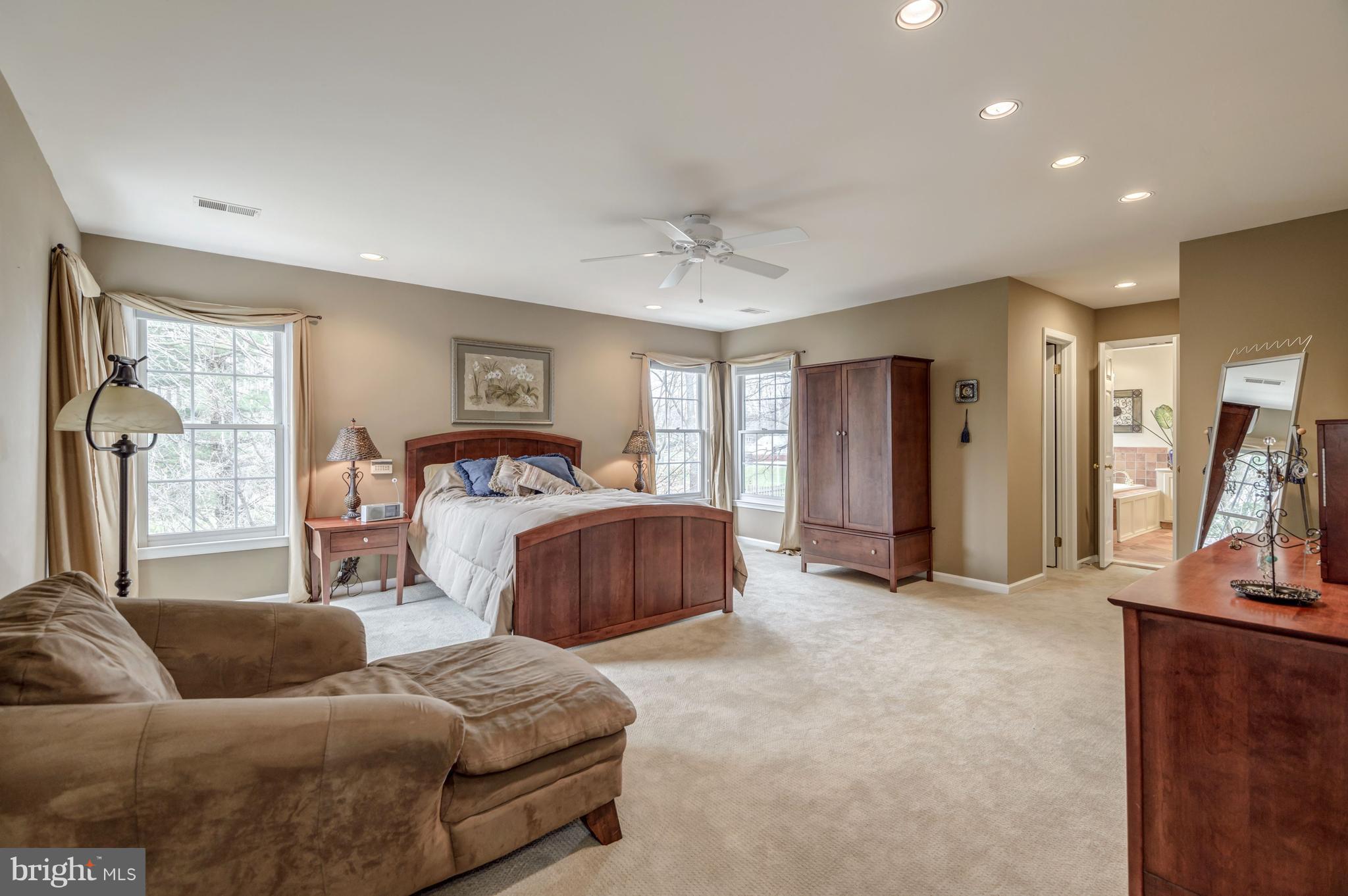 AYRLAWN - Residential