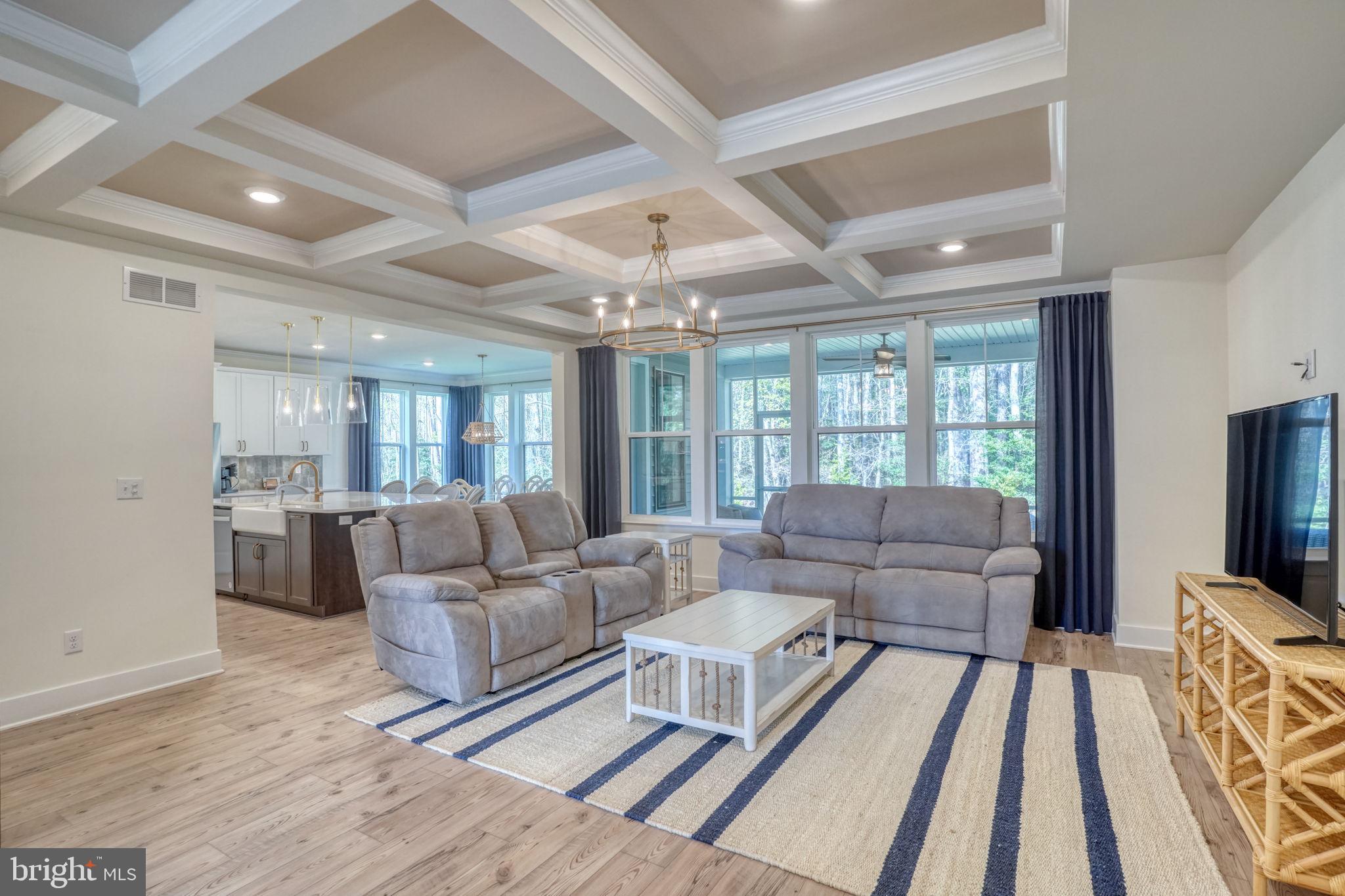 32013 CARLISLE COURT