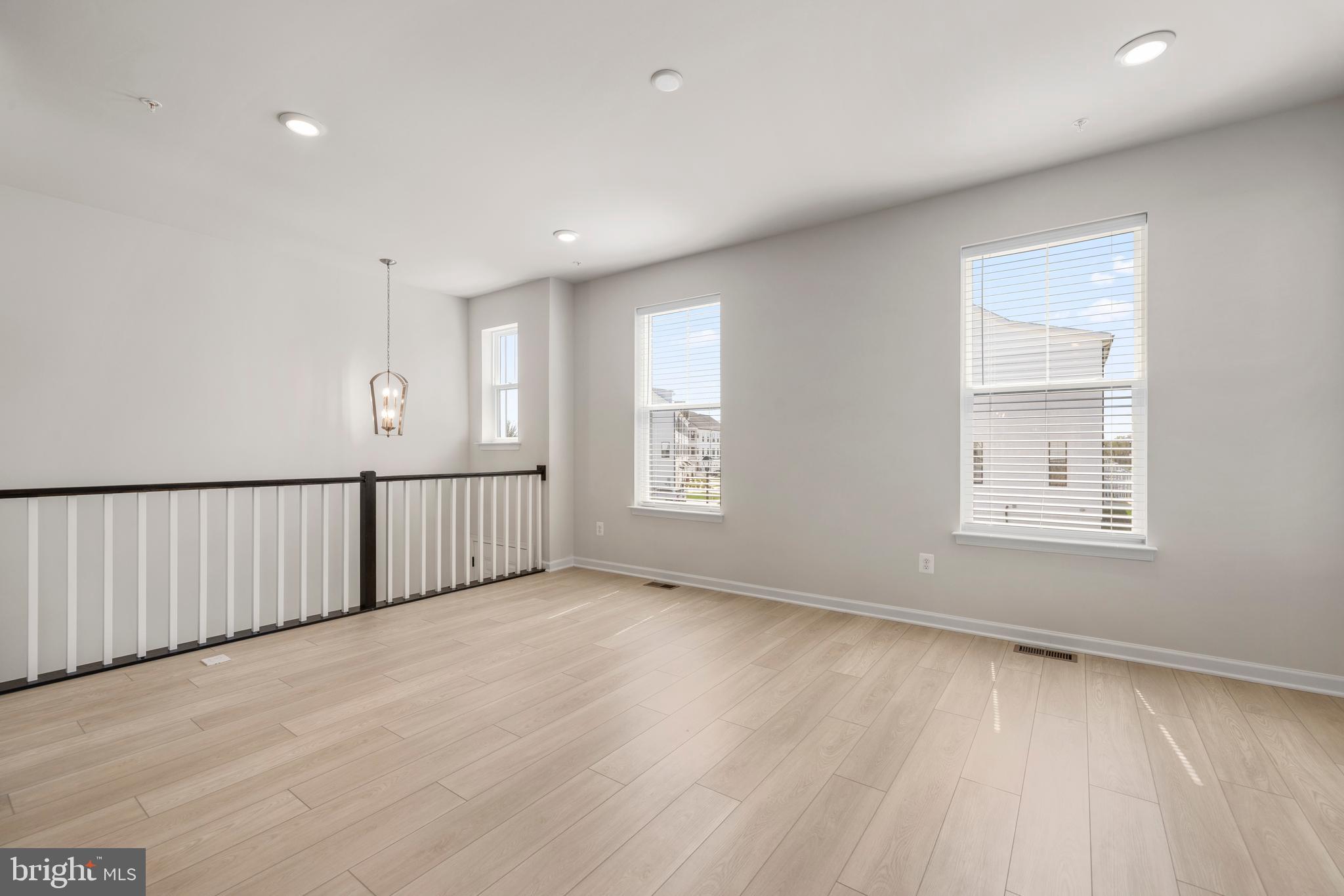 TUSCARORA CREEK - Residential