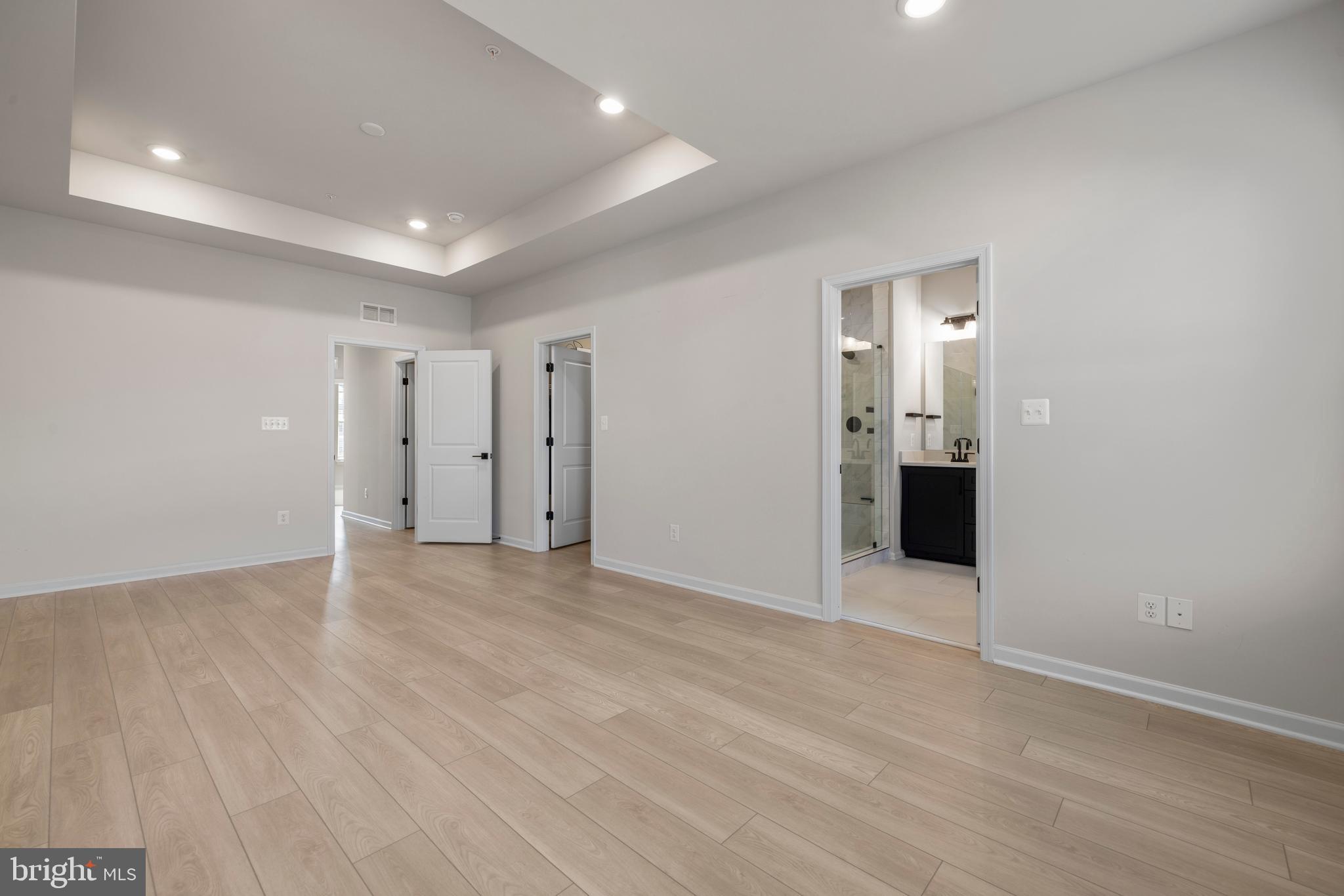 TUSCARORA CREEK - Residential