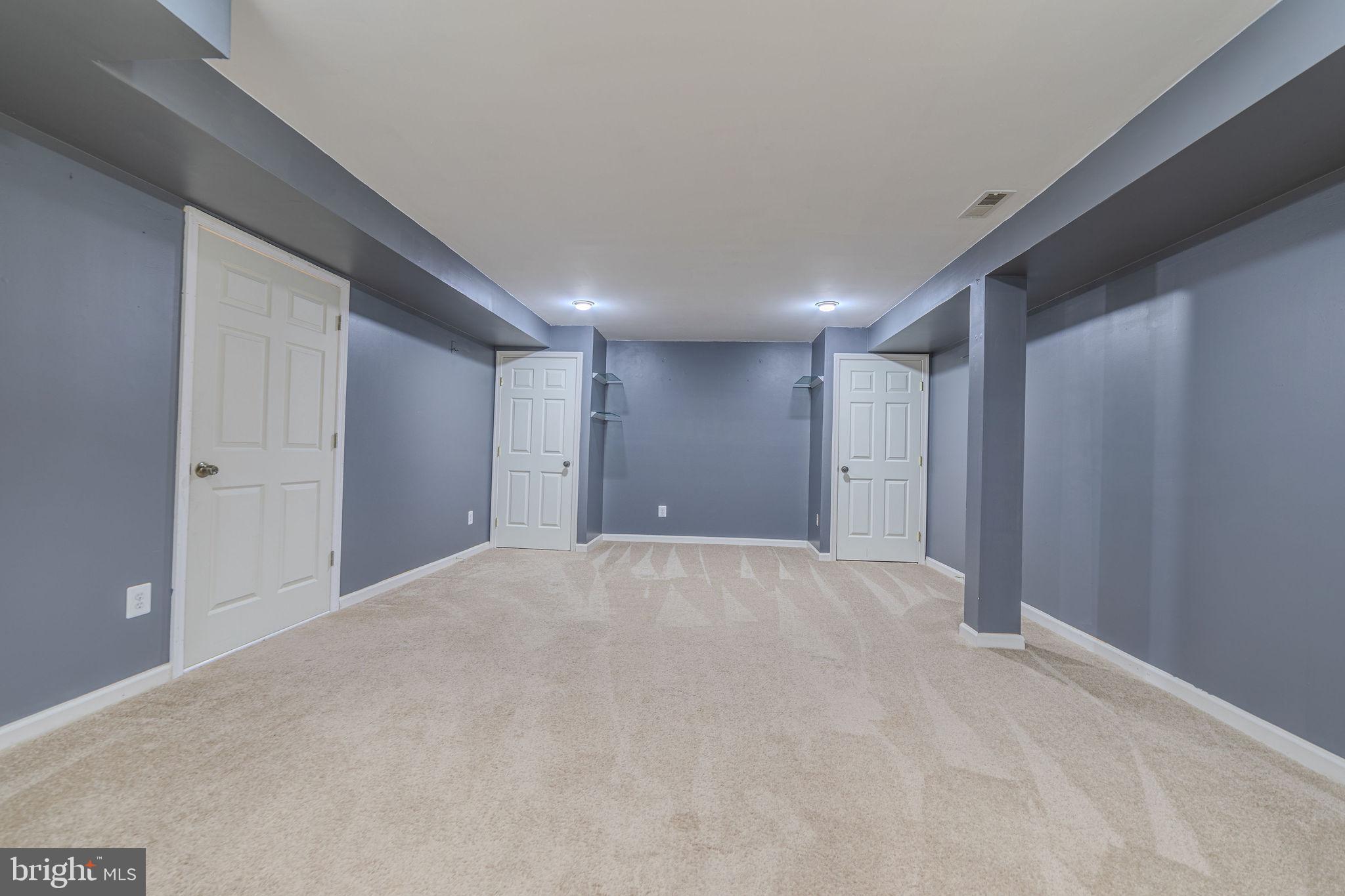 LOCUST HILL - Residential