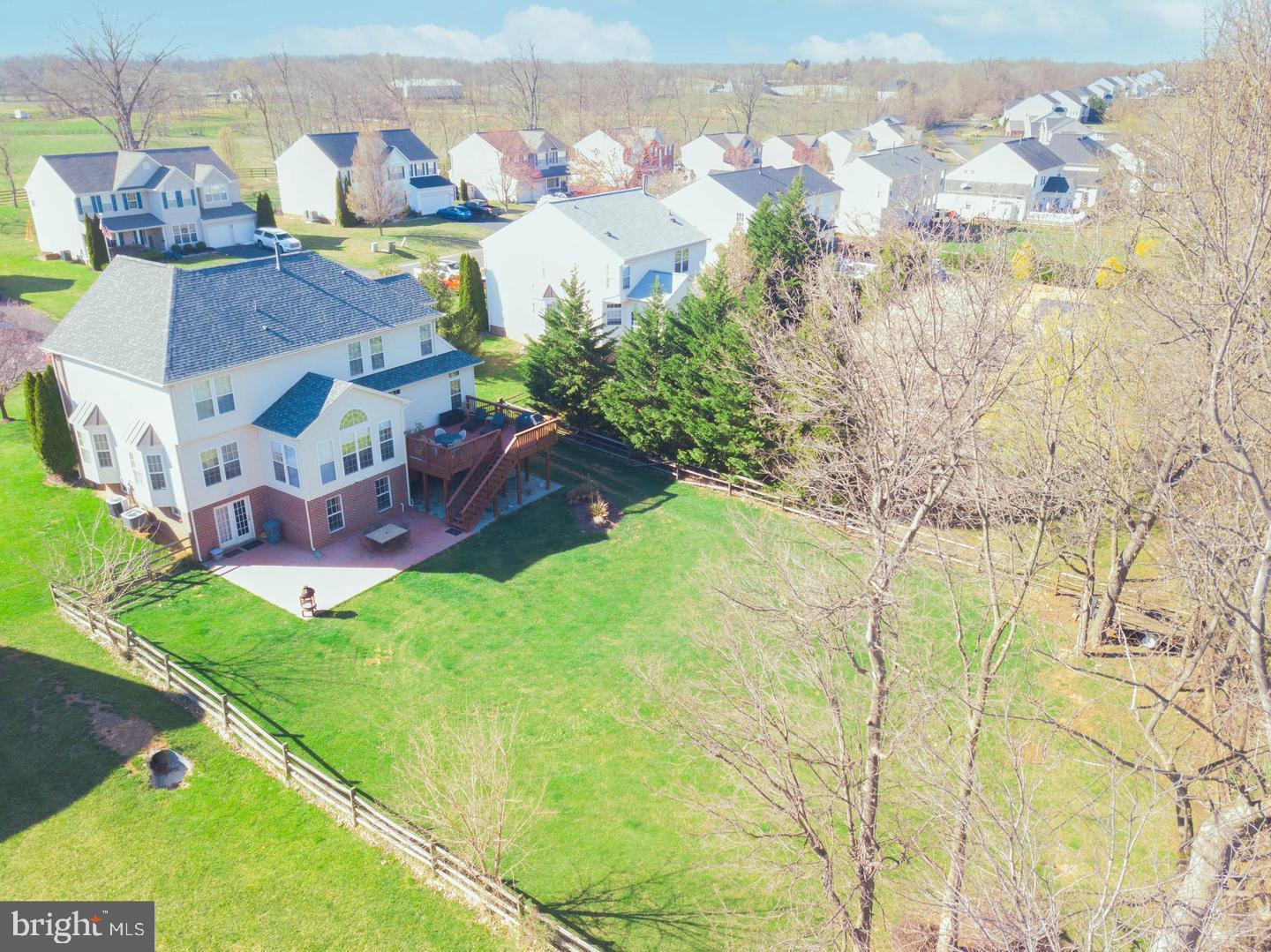 LOCUST HILL - Residential