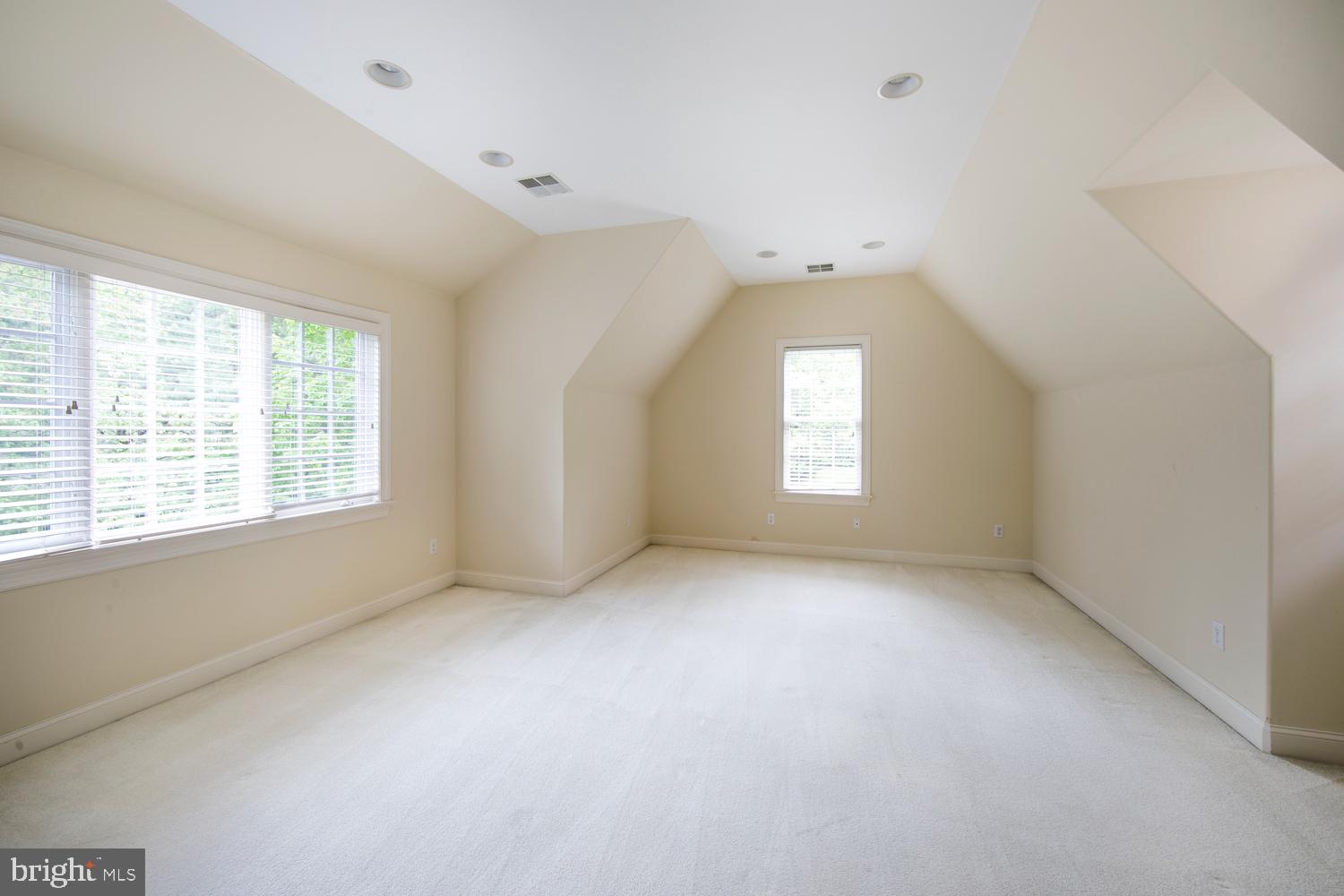 HARRITON FARM - Residential