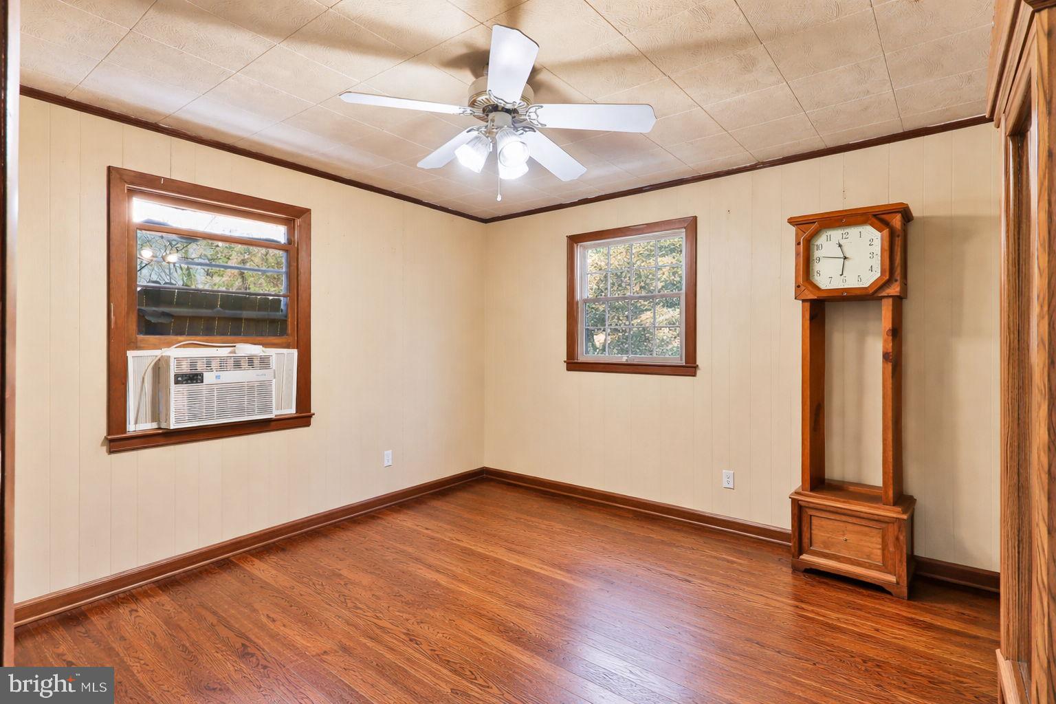 SHENANDOAH RETREAT - Residential