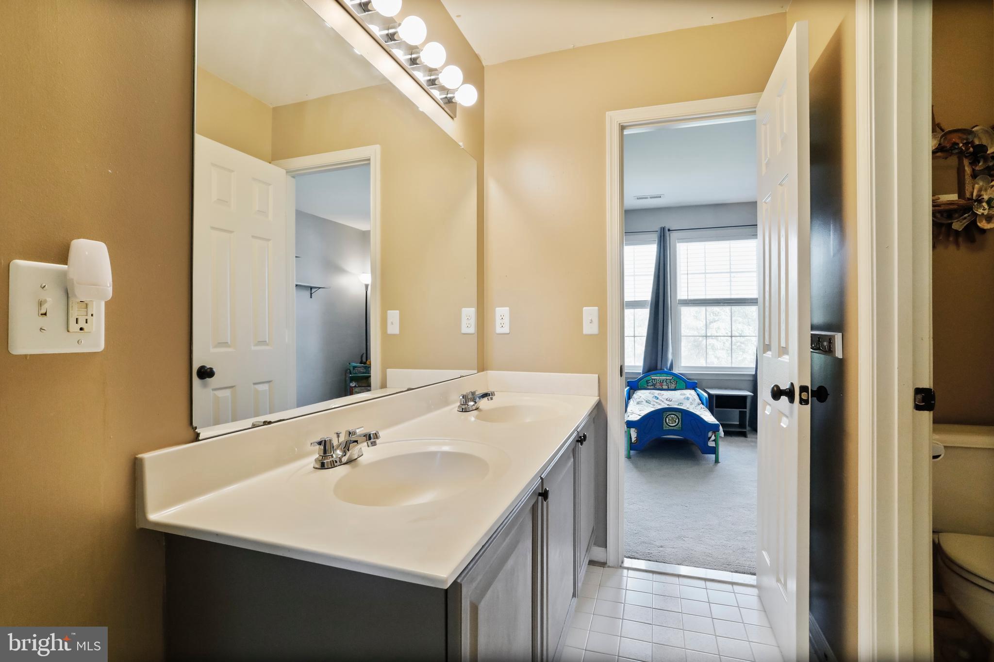 FIELDSTONE - Residential